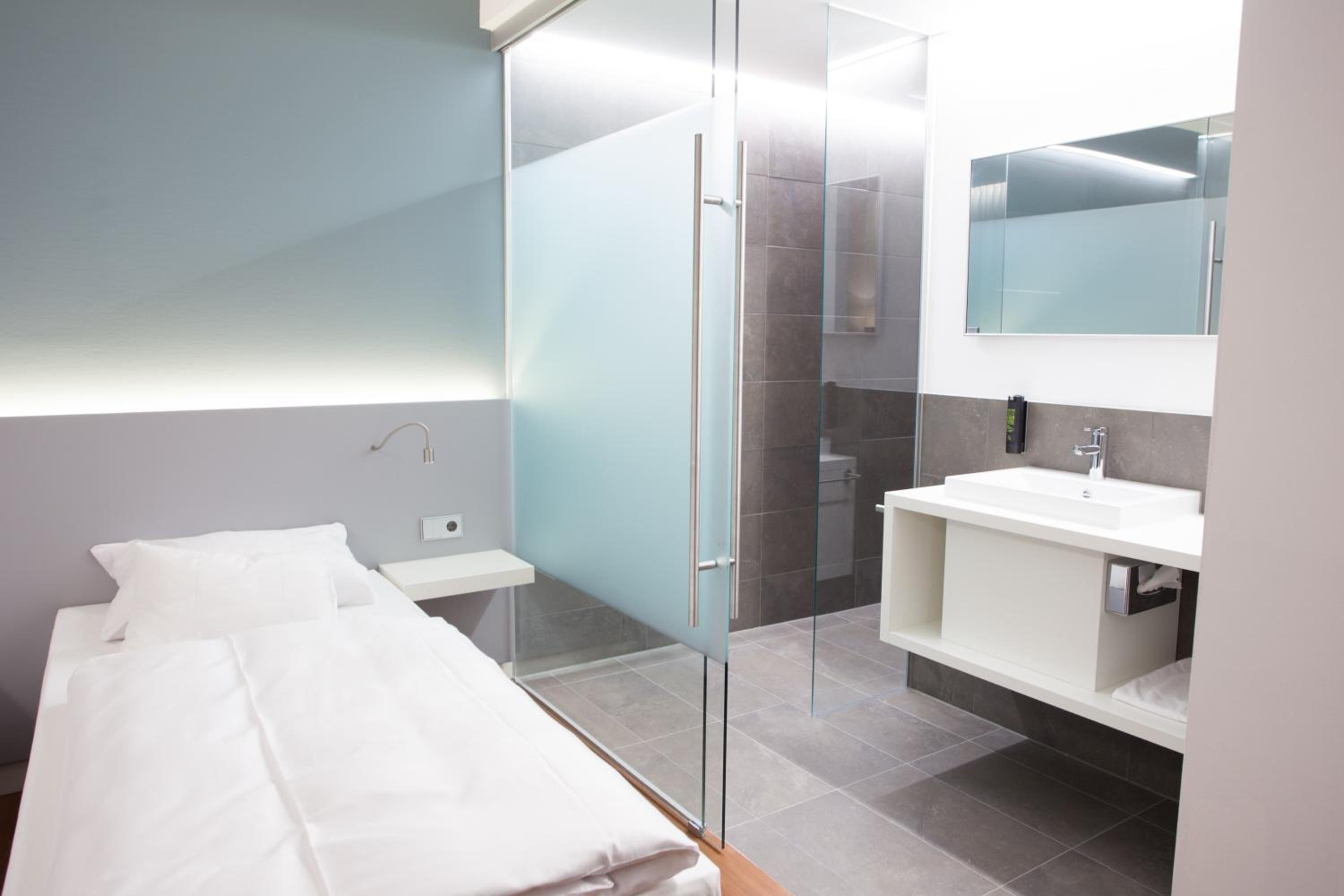 Double Room - Photo 3