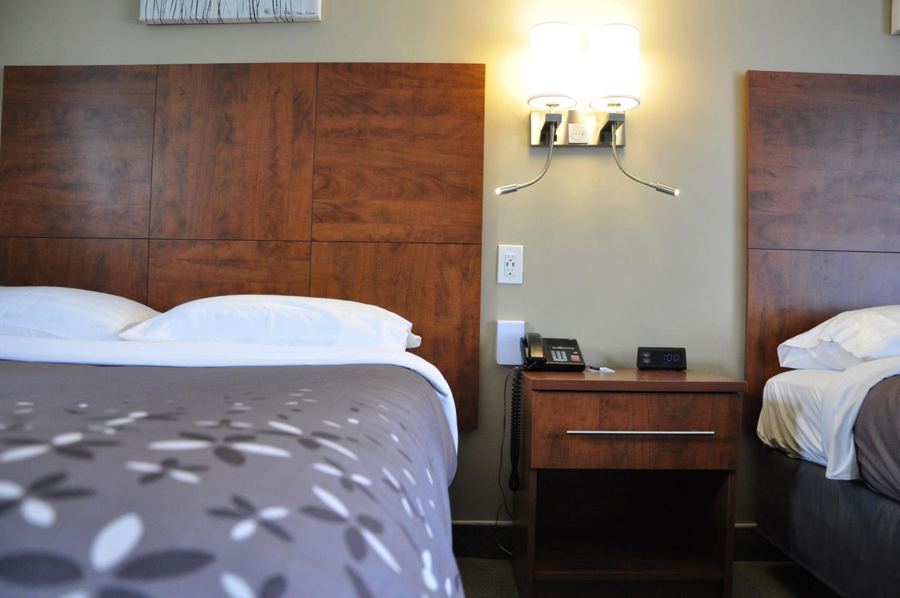 Deluxe Queen Room with Two Queen Beds - Photo 1