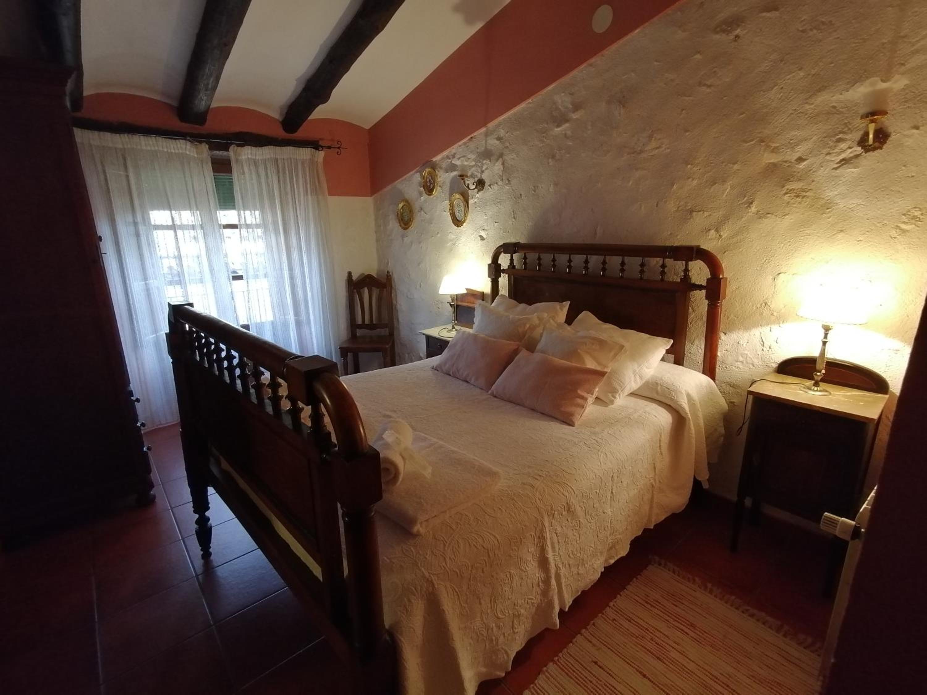 Quadruple Room with Balcony - Photo 1
