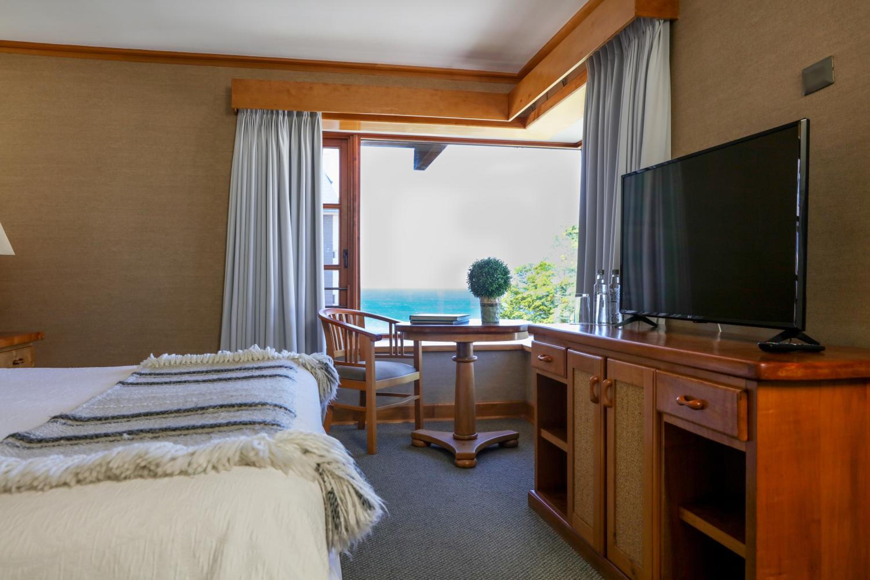 Premium King Room