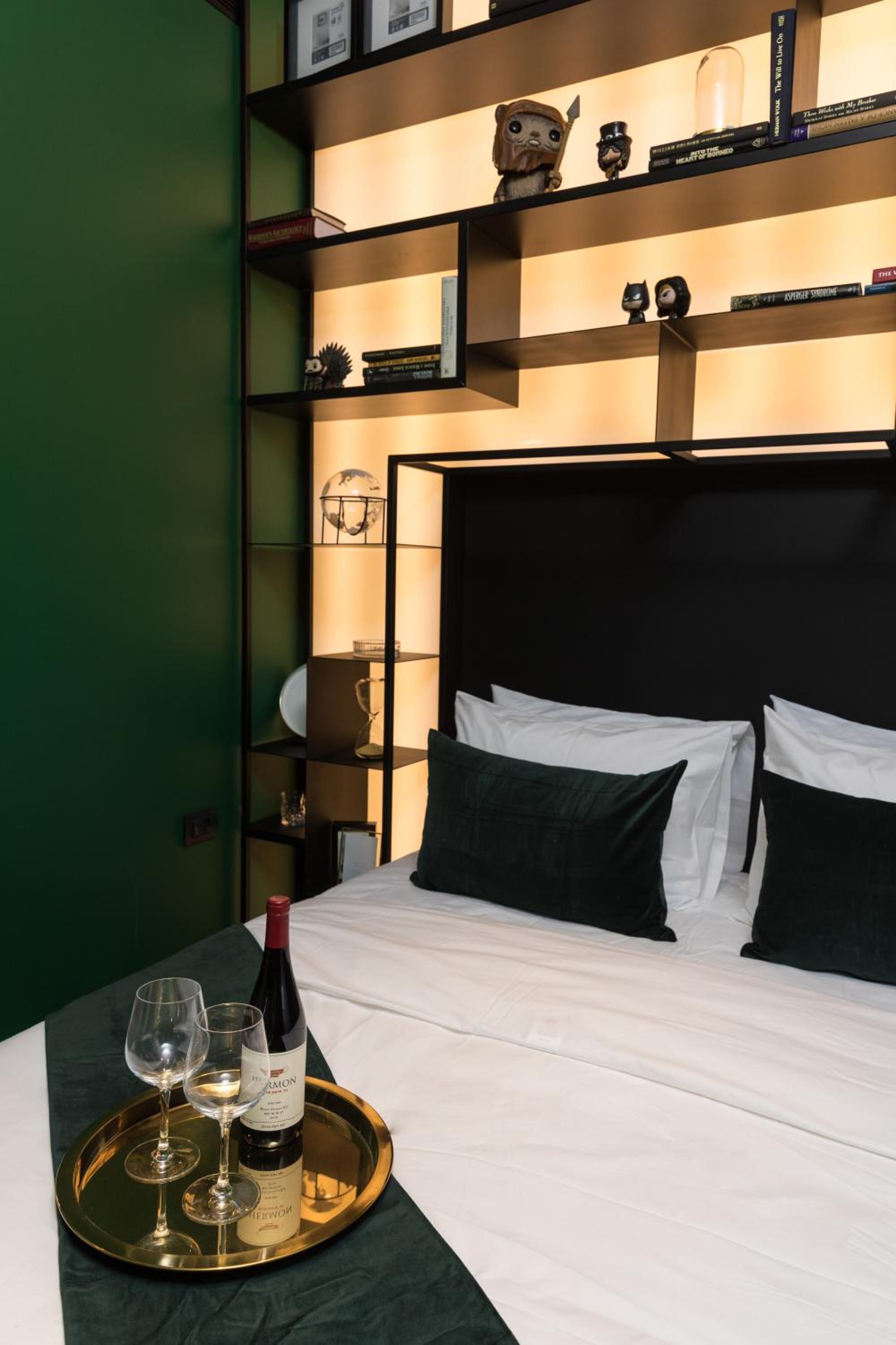 Superior Room - Photo 11