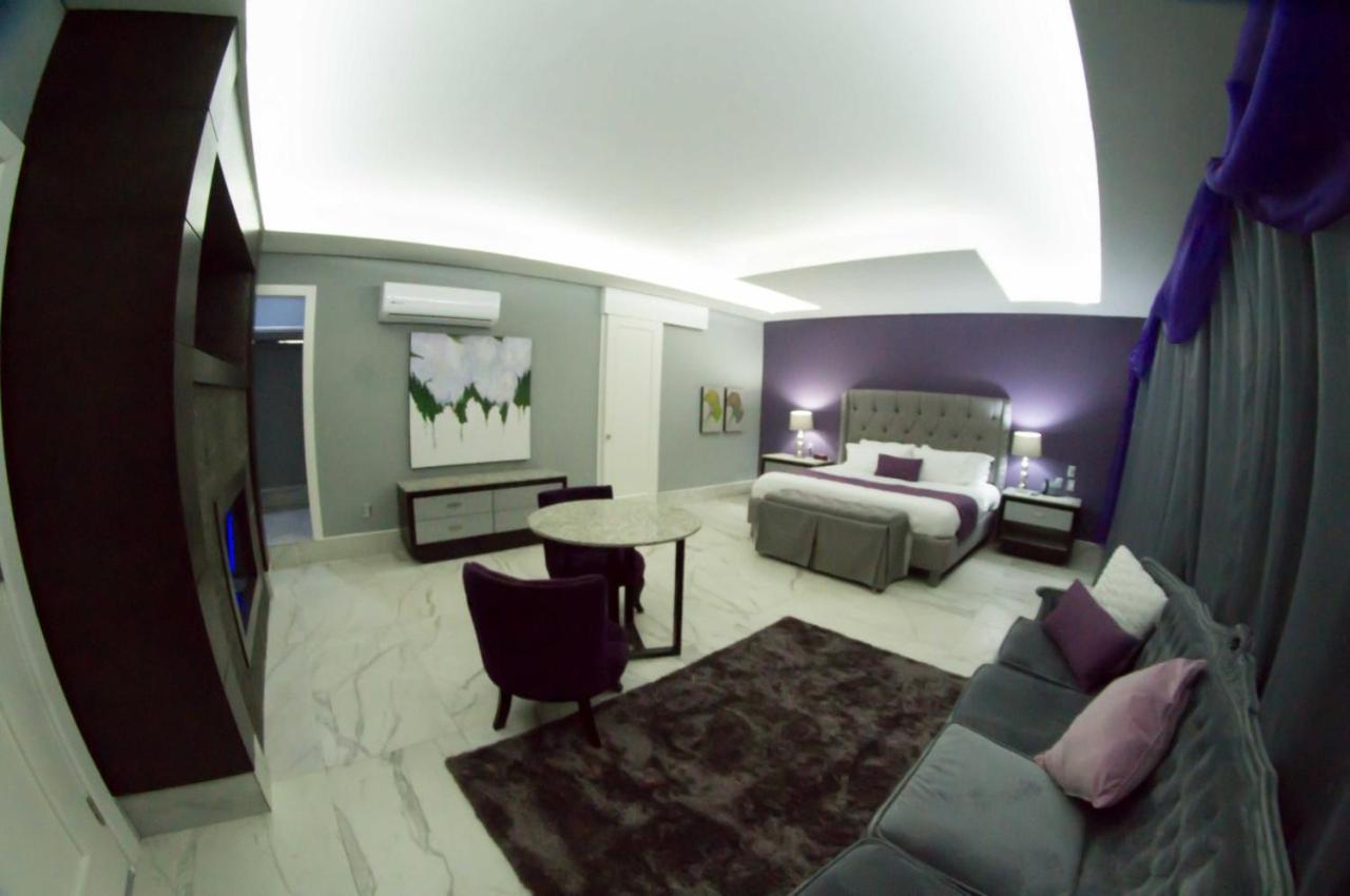 Deluxe Suite photo 1