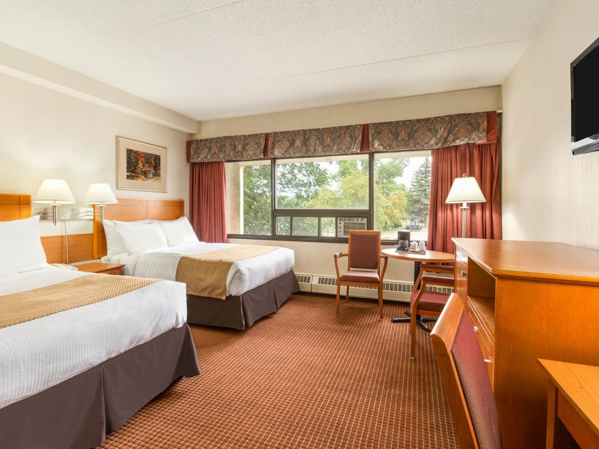 Double Room with Two Double Beds - Non-Smoking photo 1