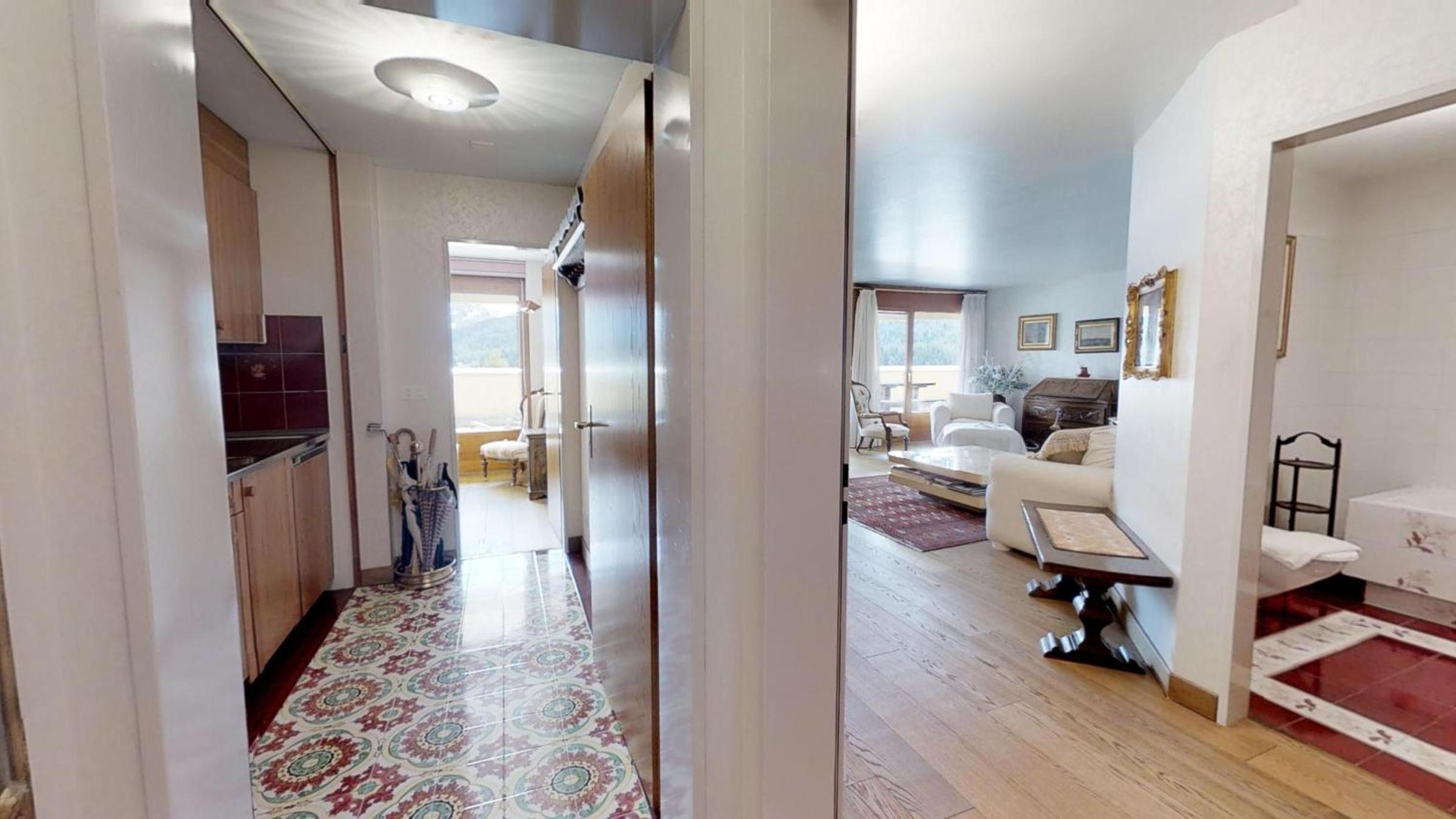 Apartment with Lake View photo 2