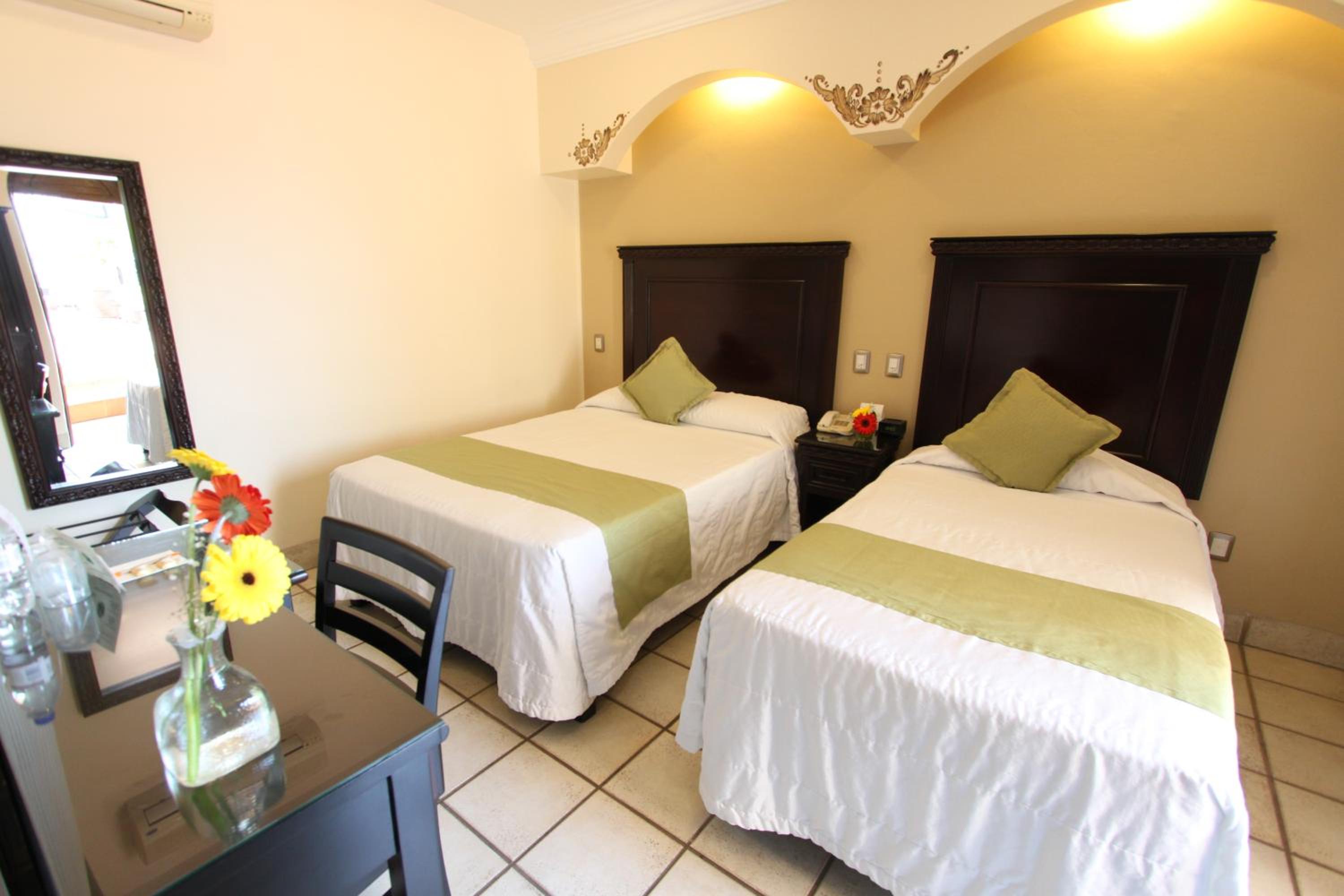 Standard Triple Room - Photo 1