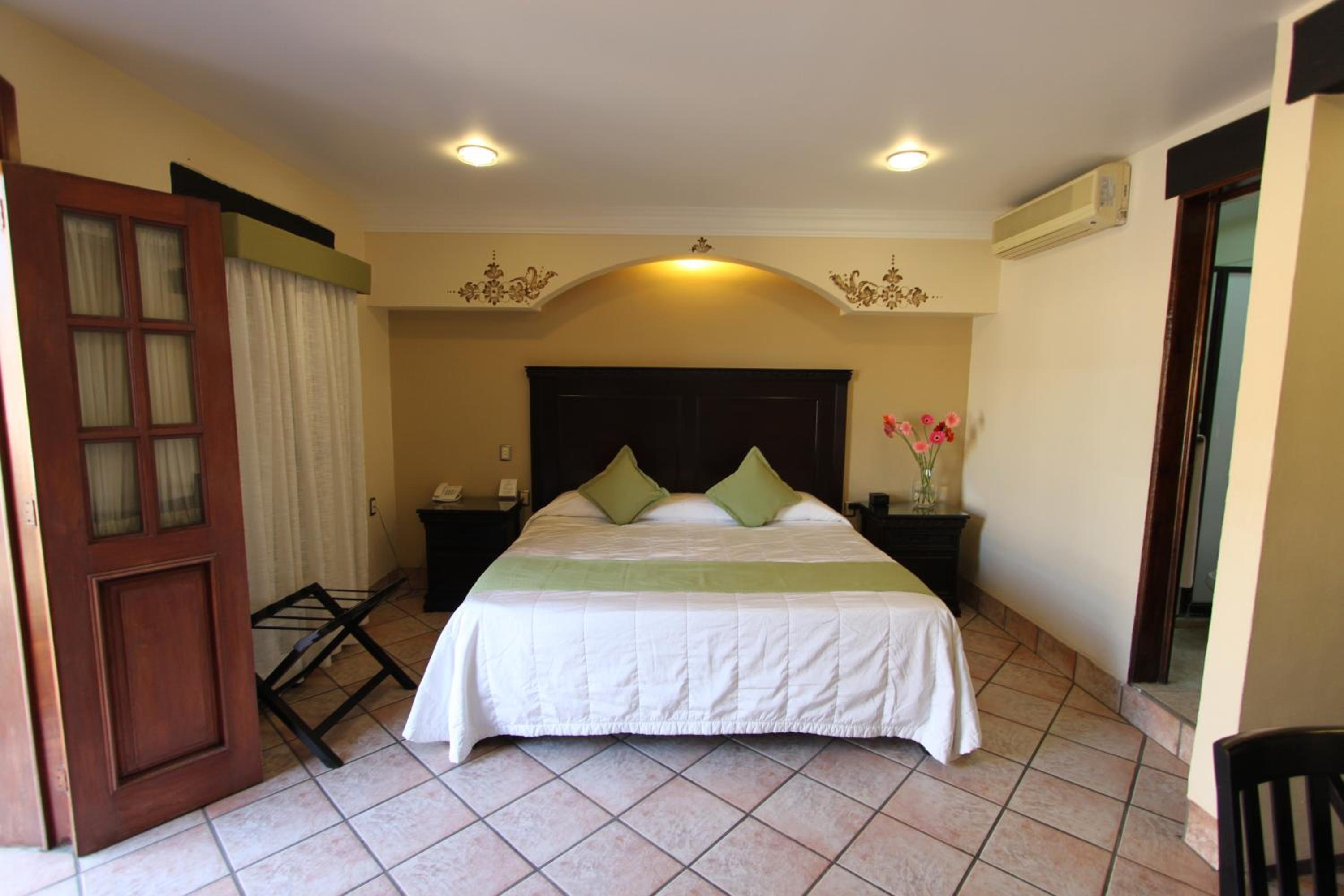 Master Suite - Photo 2