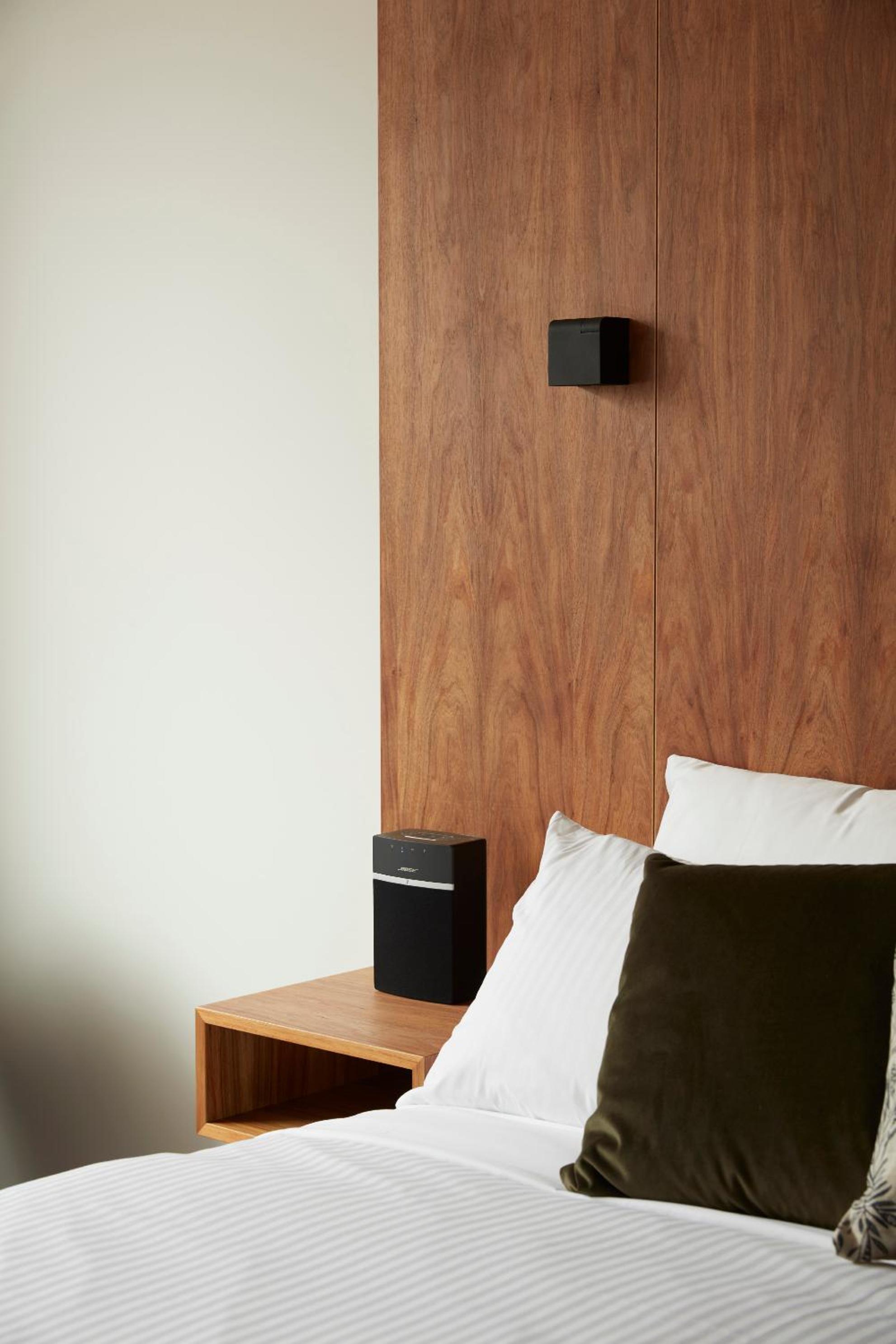 Superior King Room with Balcony - Grove  - Photo 10