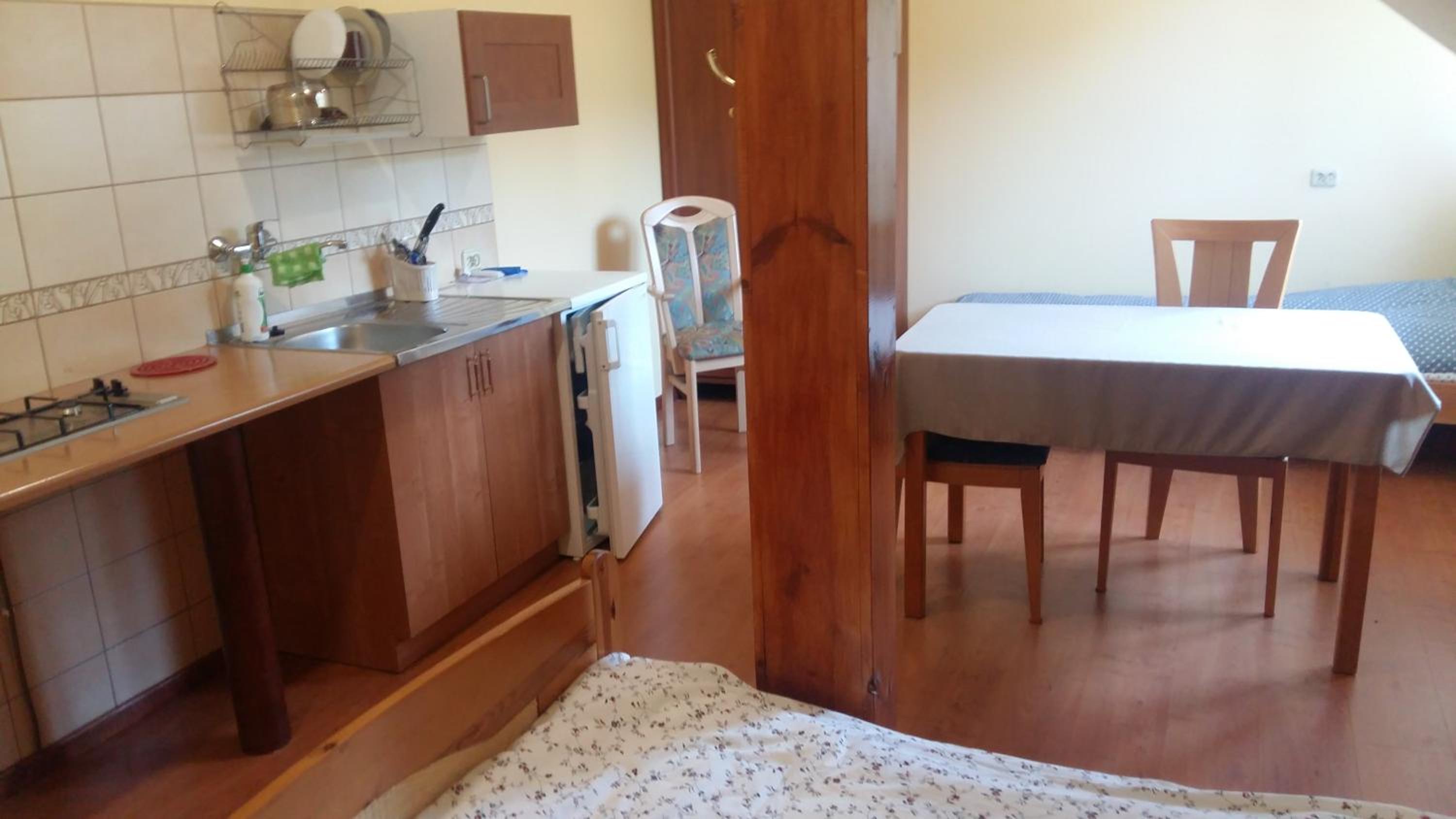 Triple Room with Bathroom photo 2