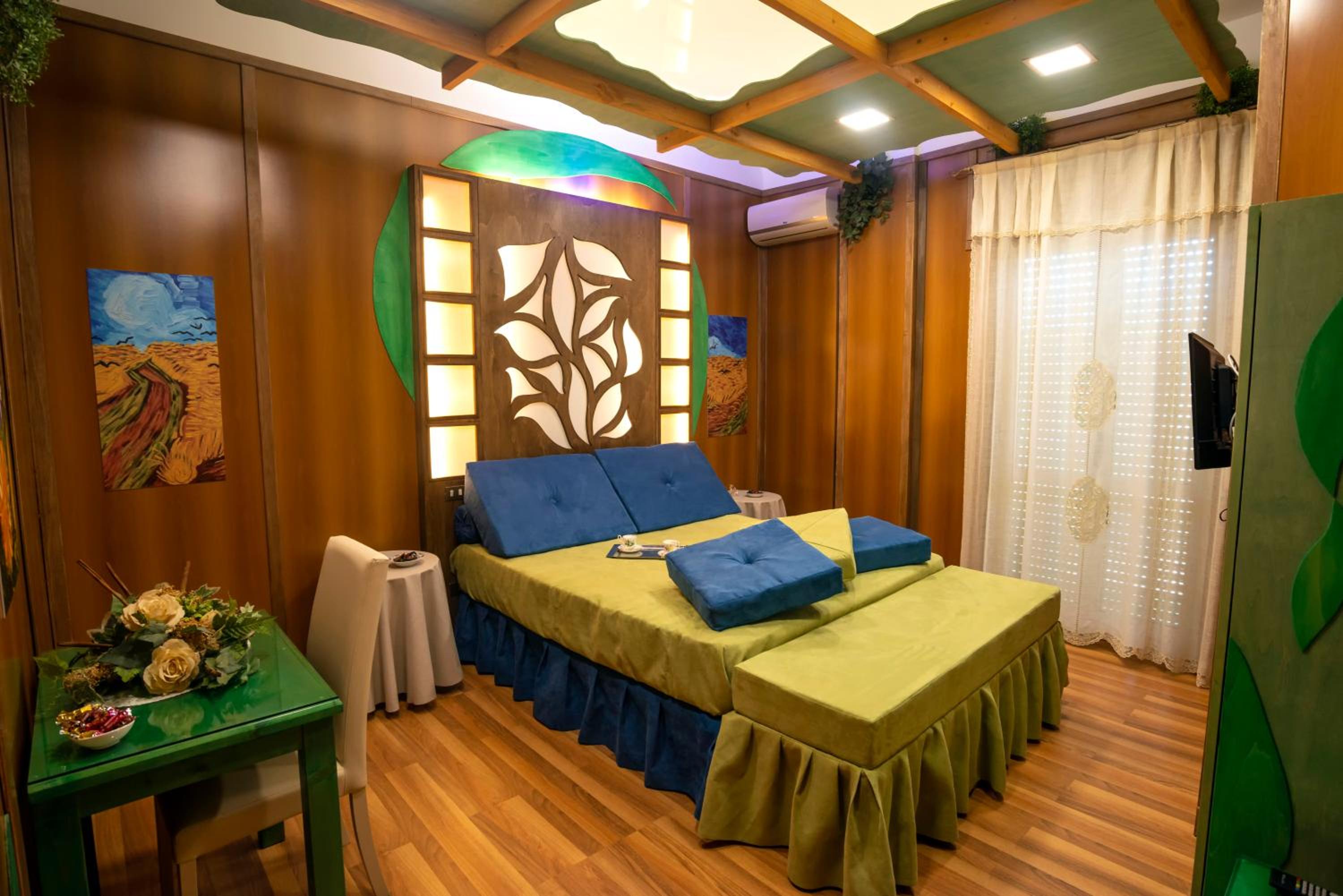 Triple Room with Private Bathroom