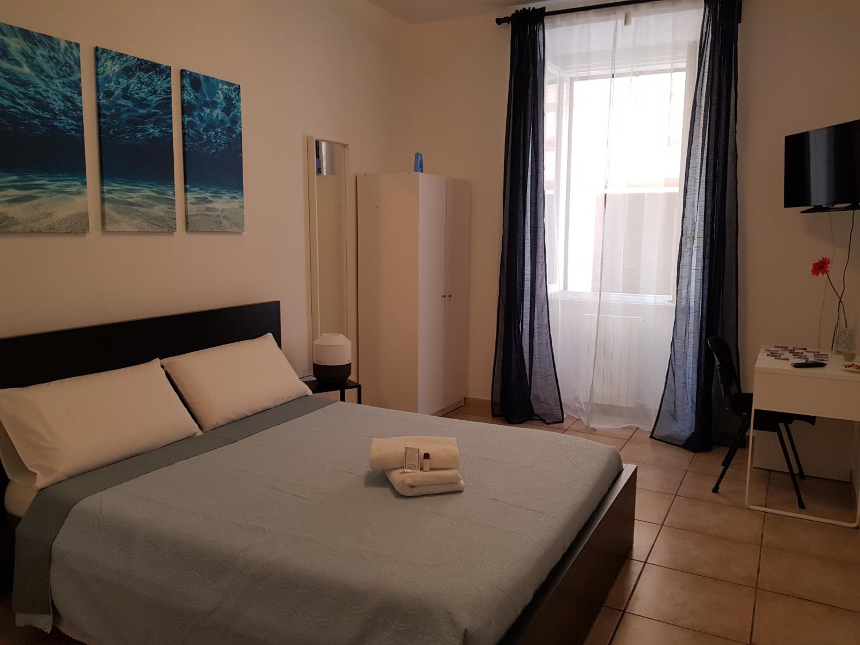 Double Room with Private Bathroom photo 2