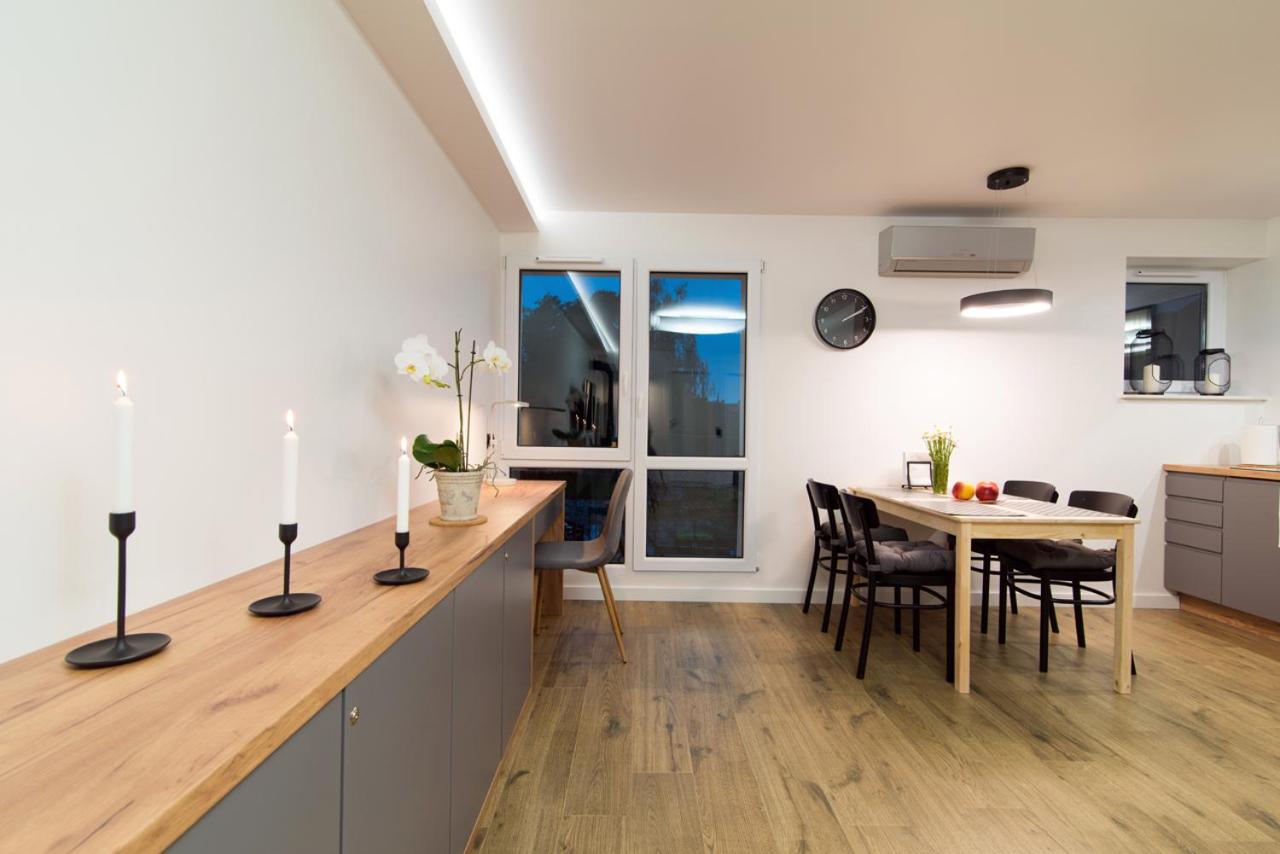 Two-Bedroom Apartment - Photo 18