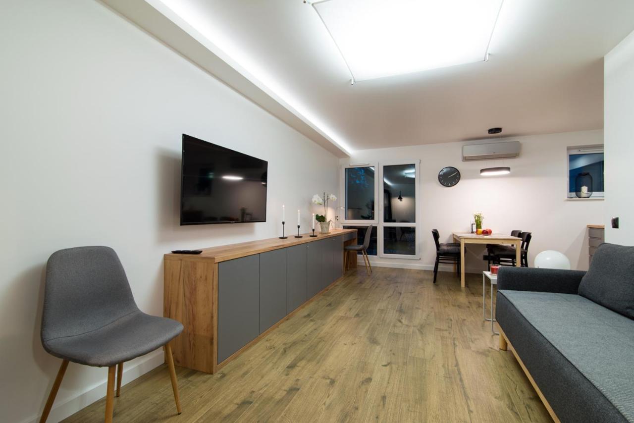 Two-Bedroom Apartment - Photo 17