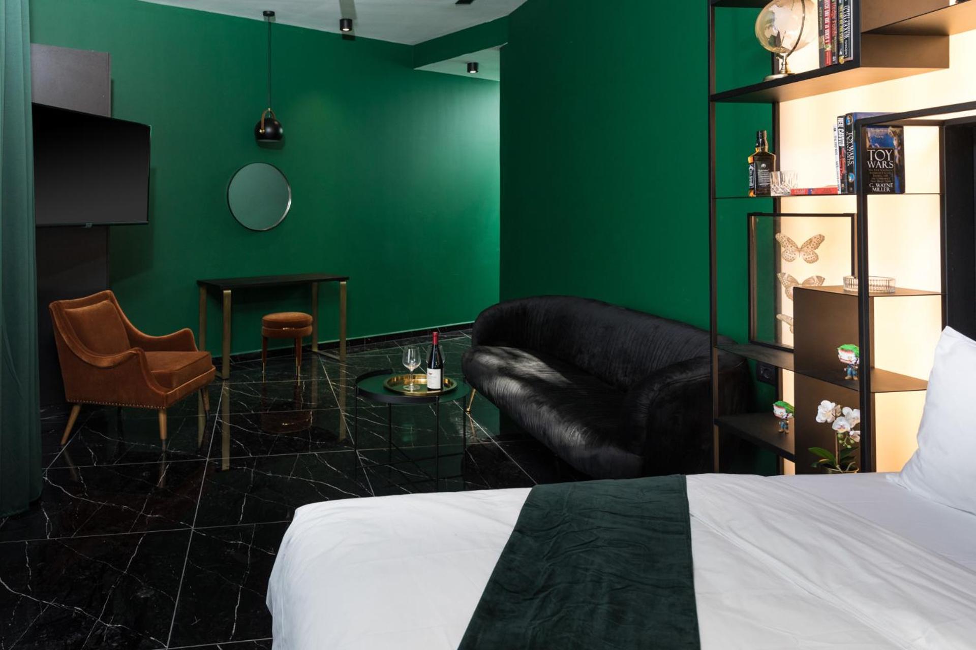 Superior Room - Photo 9