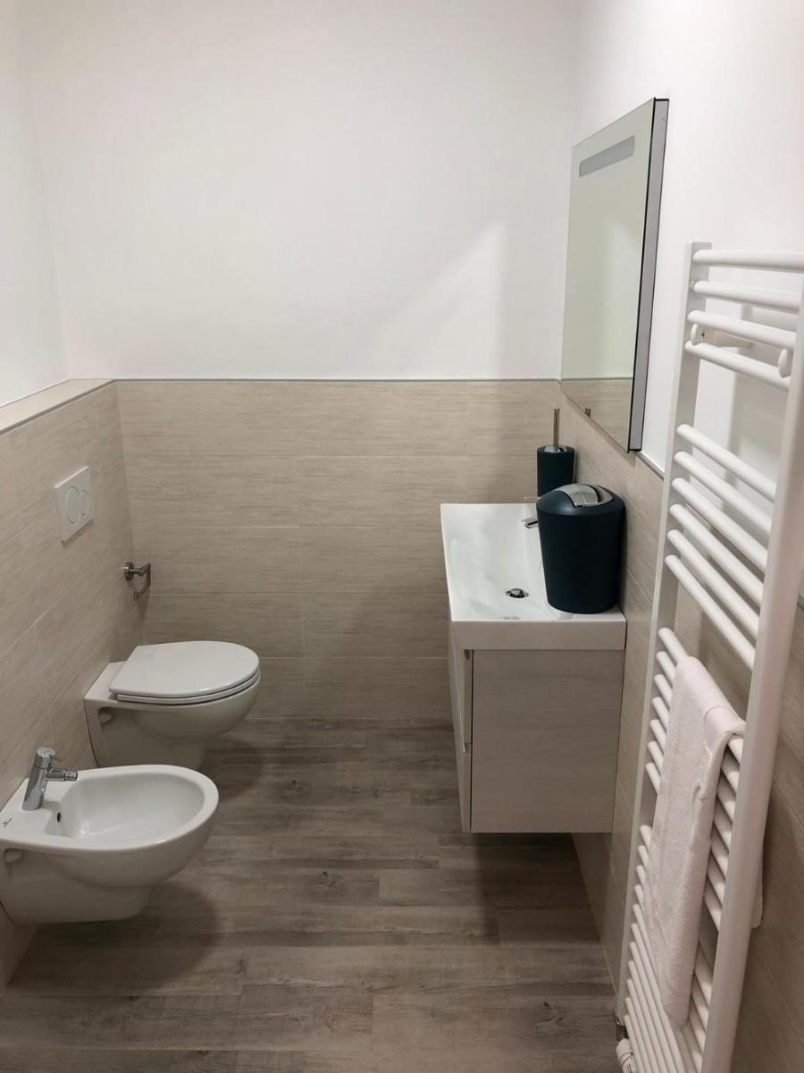 Twin Room with Private Bathroom photo 3
