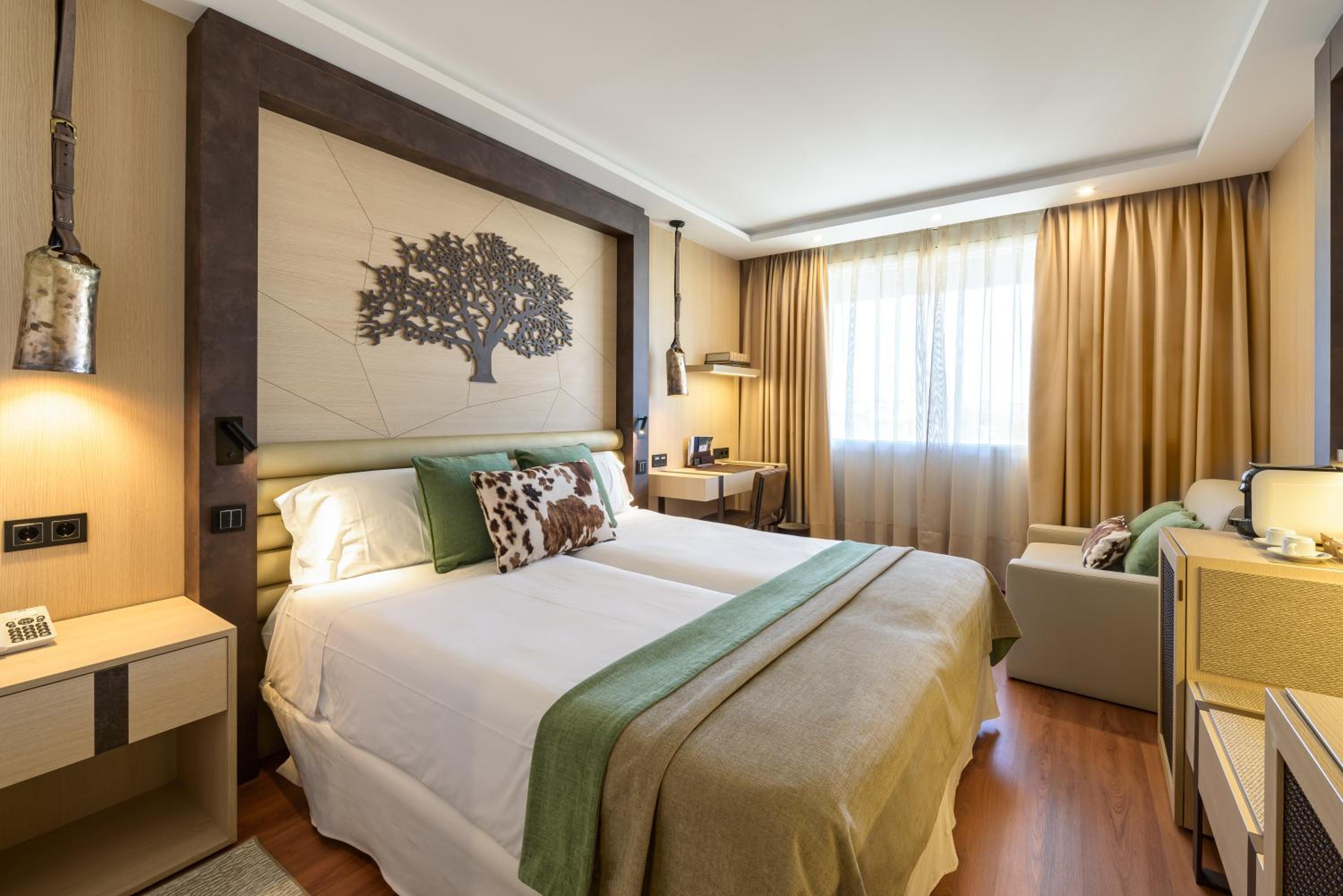 Deluxe Triple Room - Photo 1