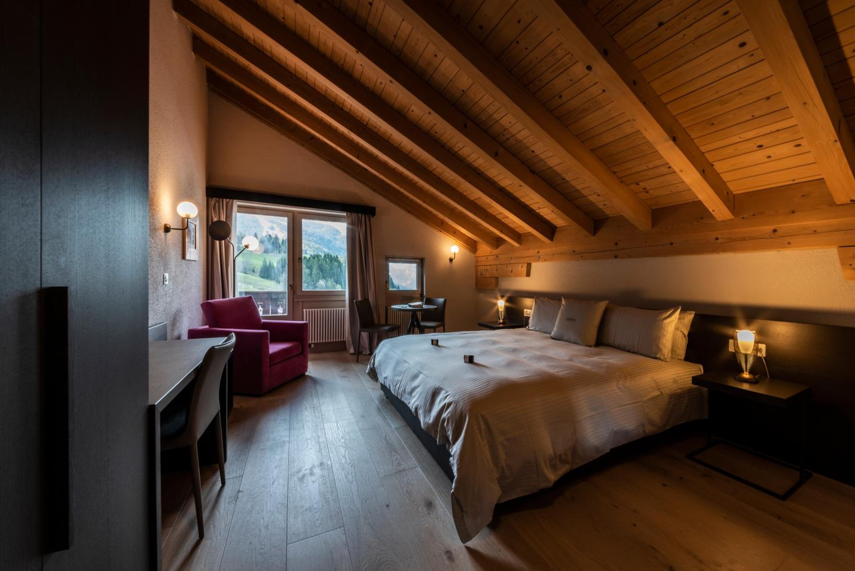 Junior Suite with Mountain View