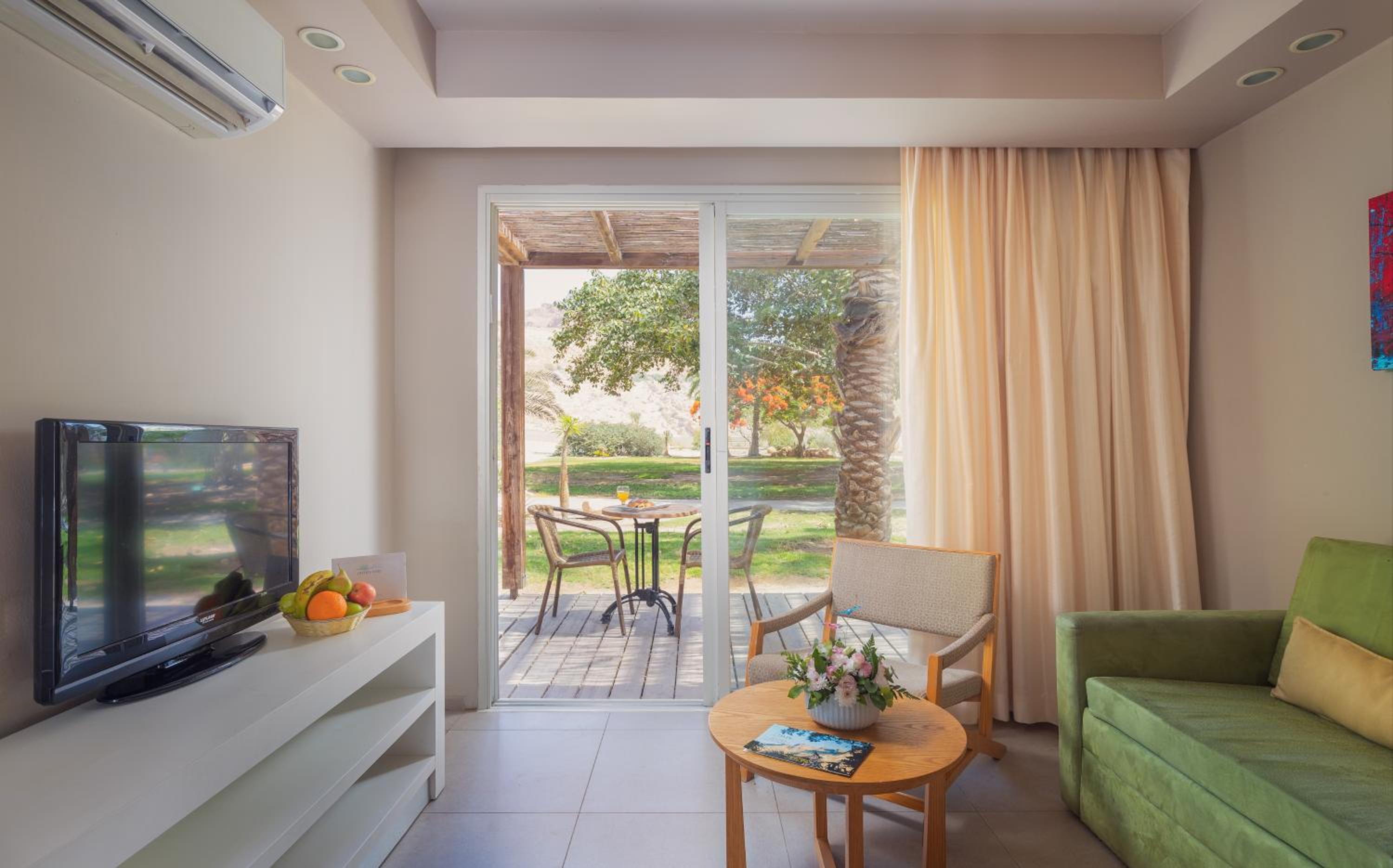 Junior Suite with Terrace - Photo 1