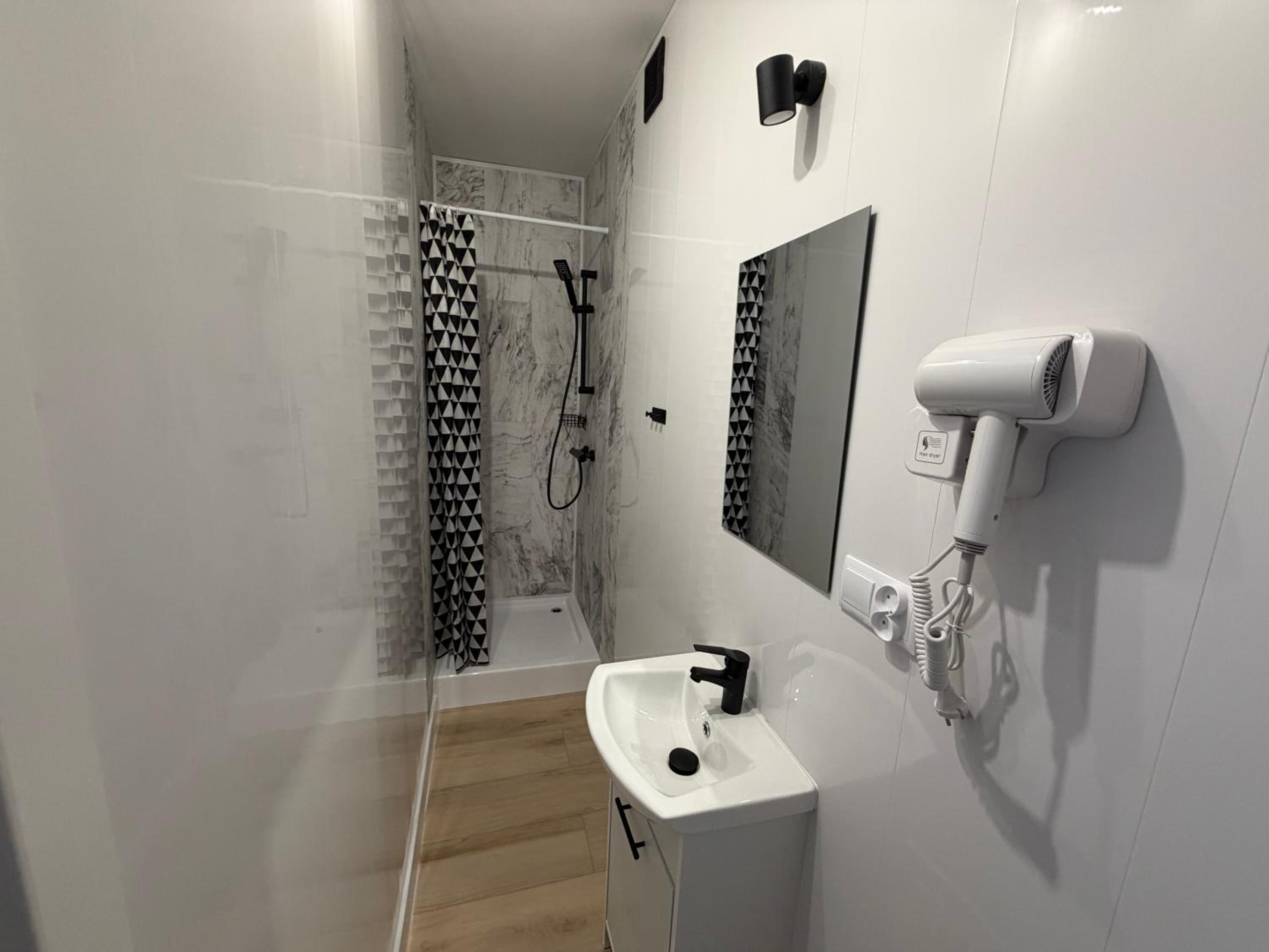 Triple Room with Private Bathroom photo 3