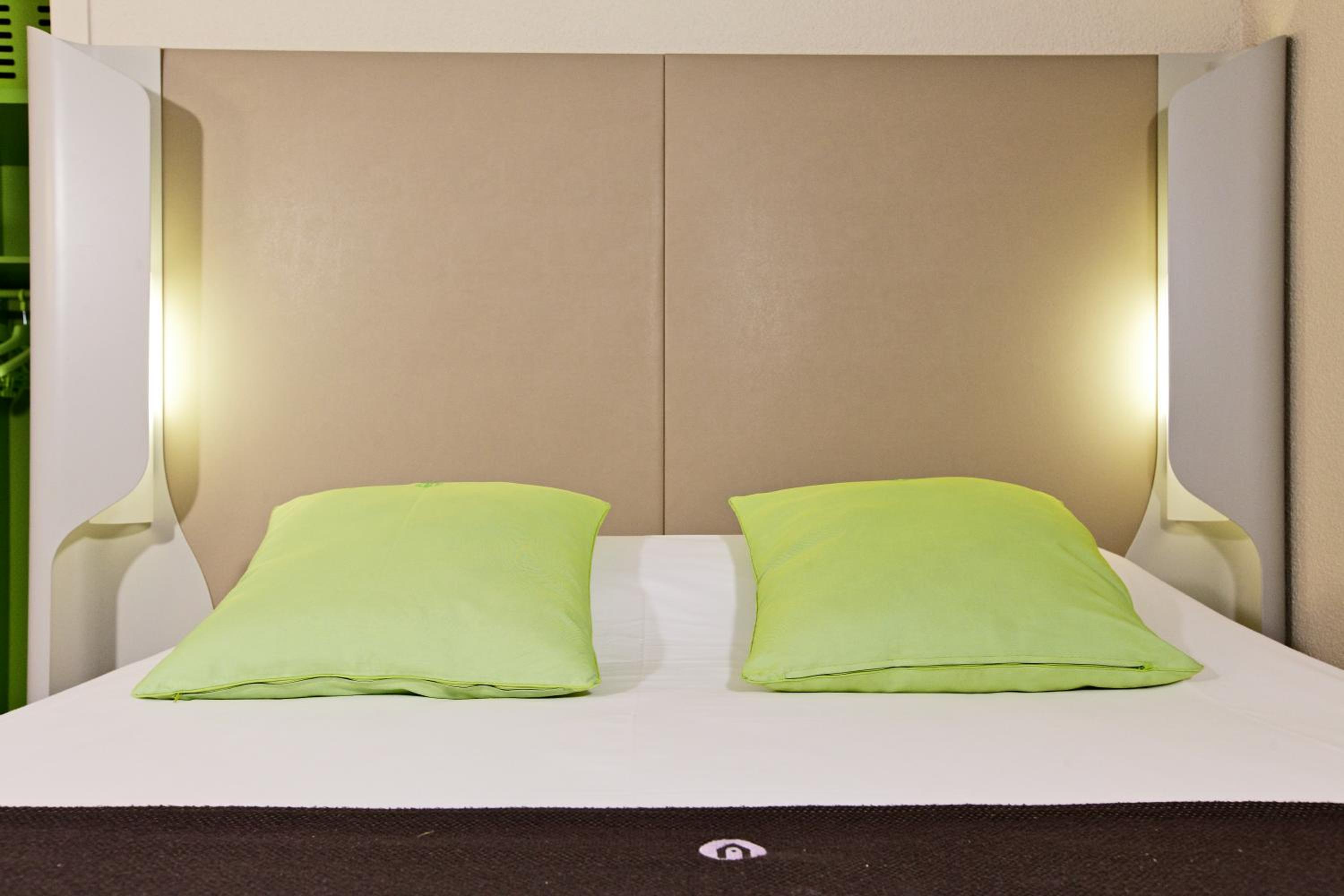 Standard Double Room - Photo 4