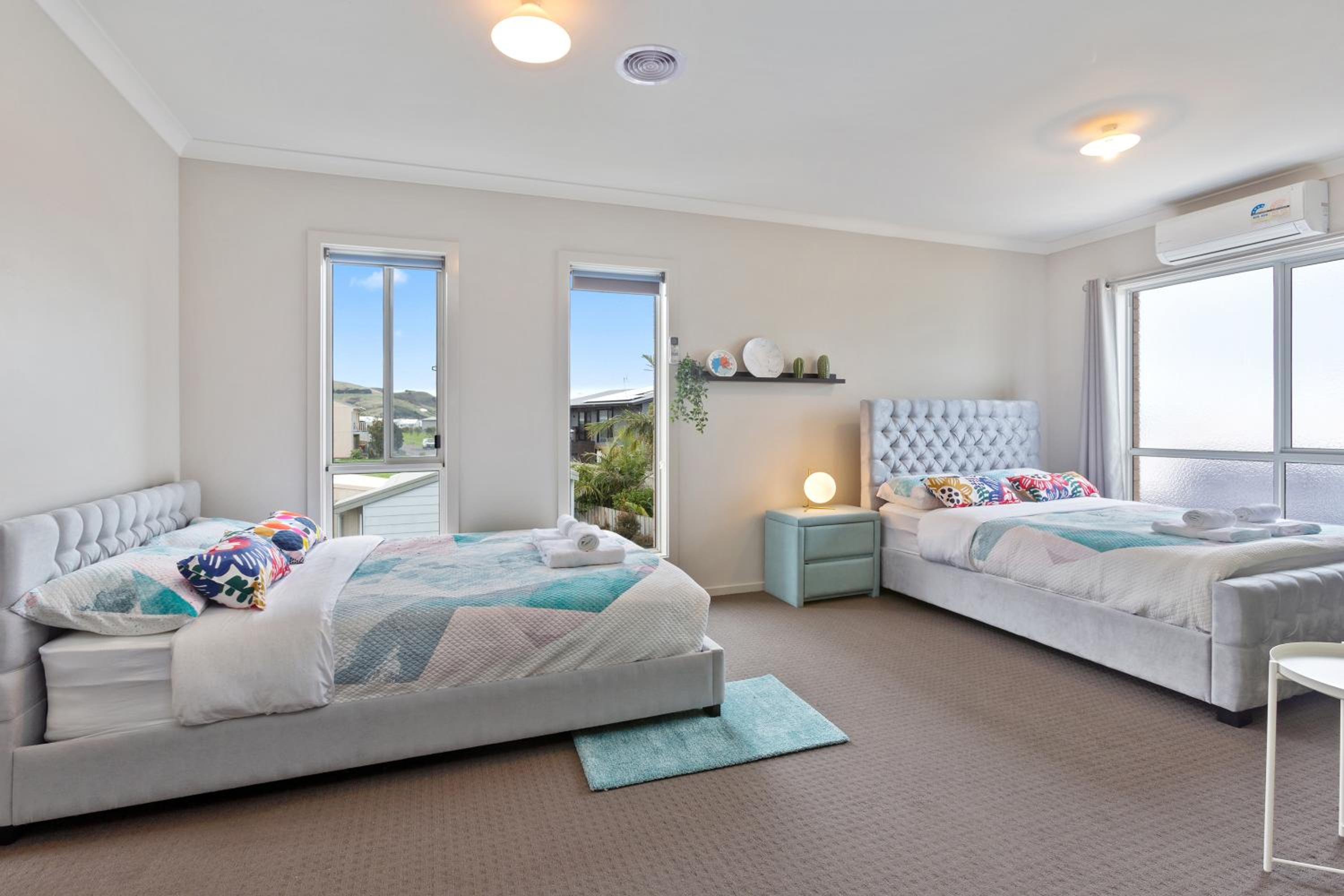 Quadruple Room with Private Bathroom photo 1