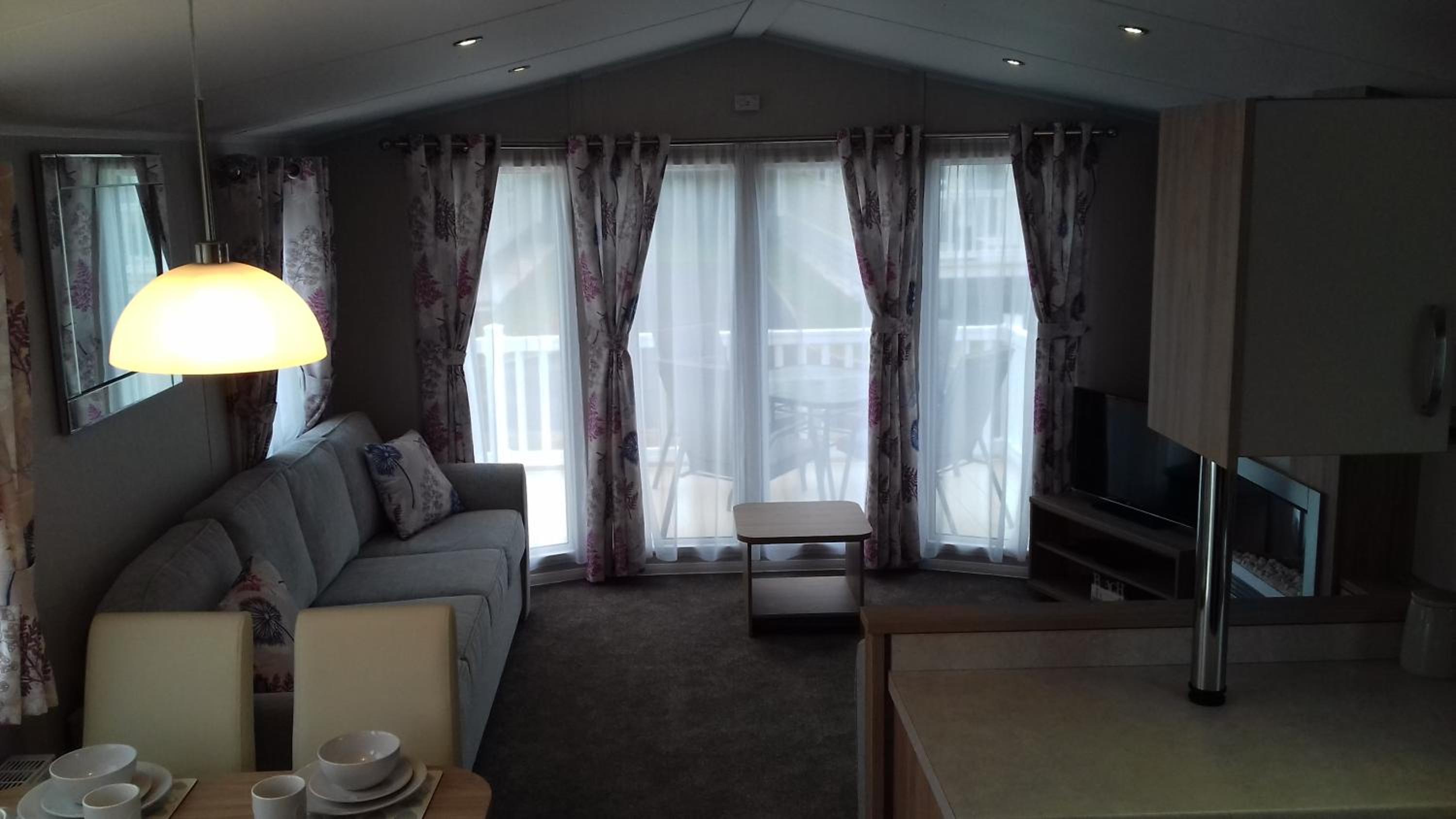 Caravan photo 1