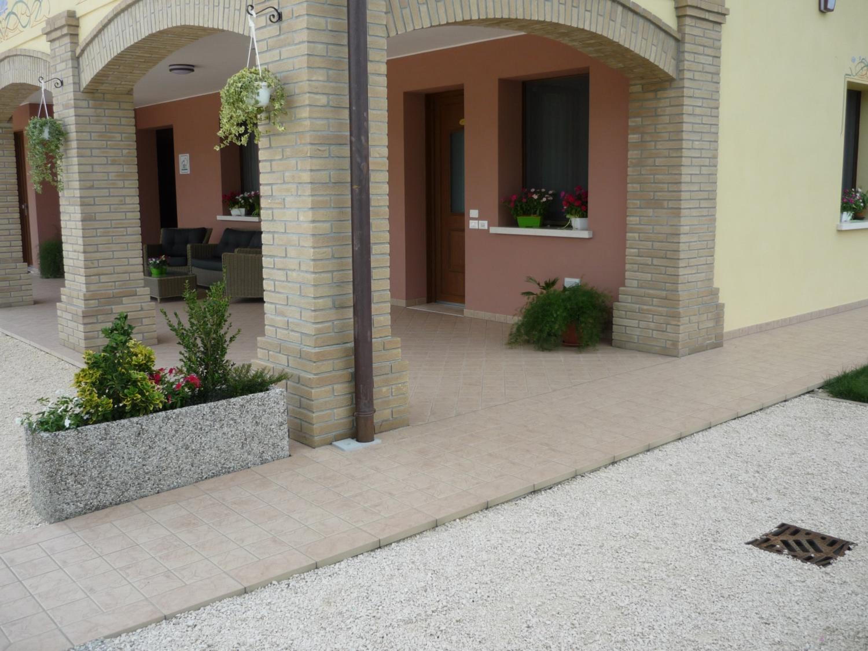 One-Bedroom Apartment - Disability Access photo 2