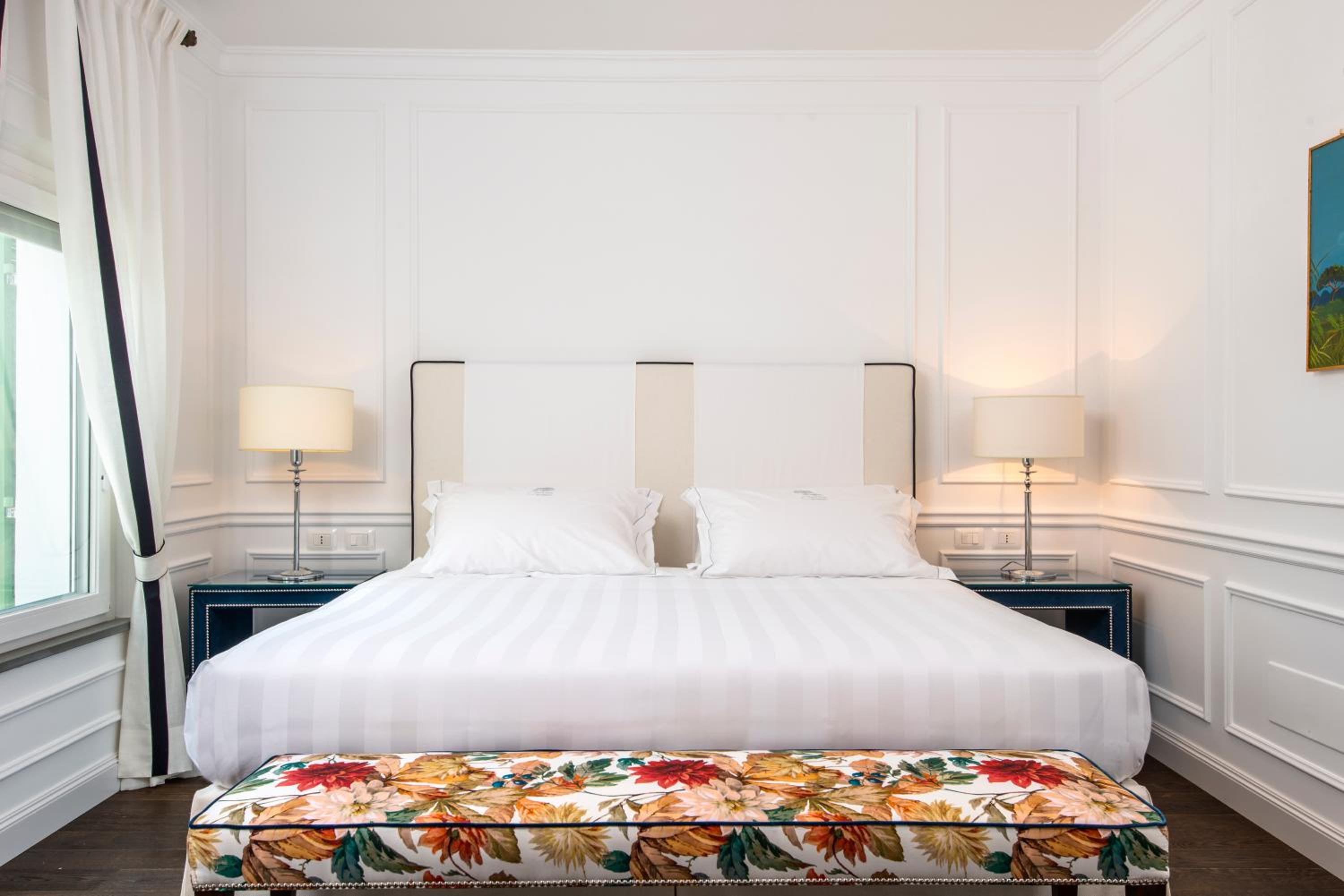 Junior Suite with Spa Access photo 1