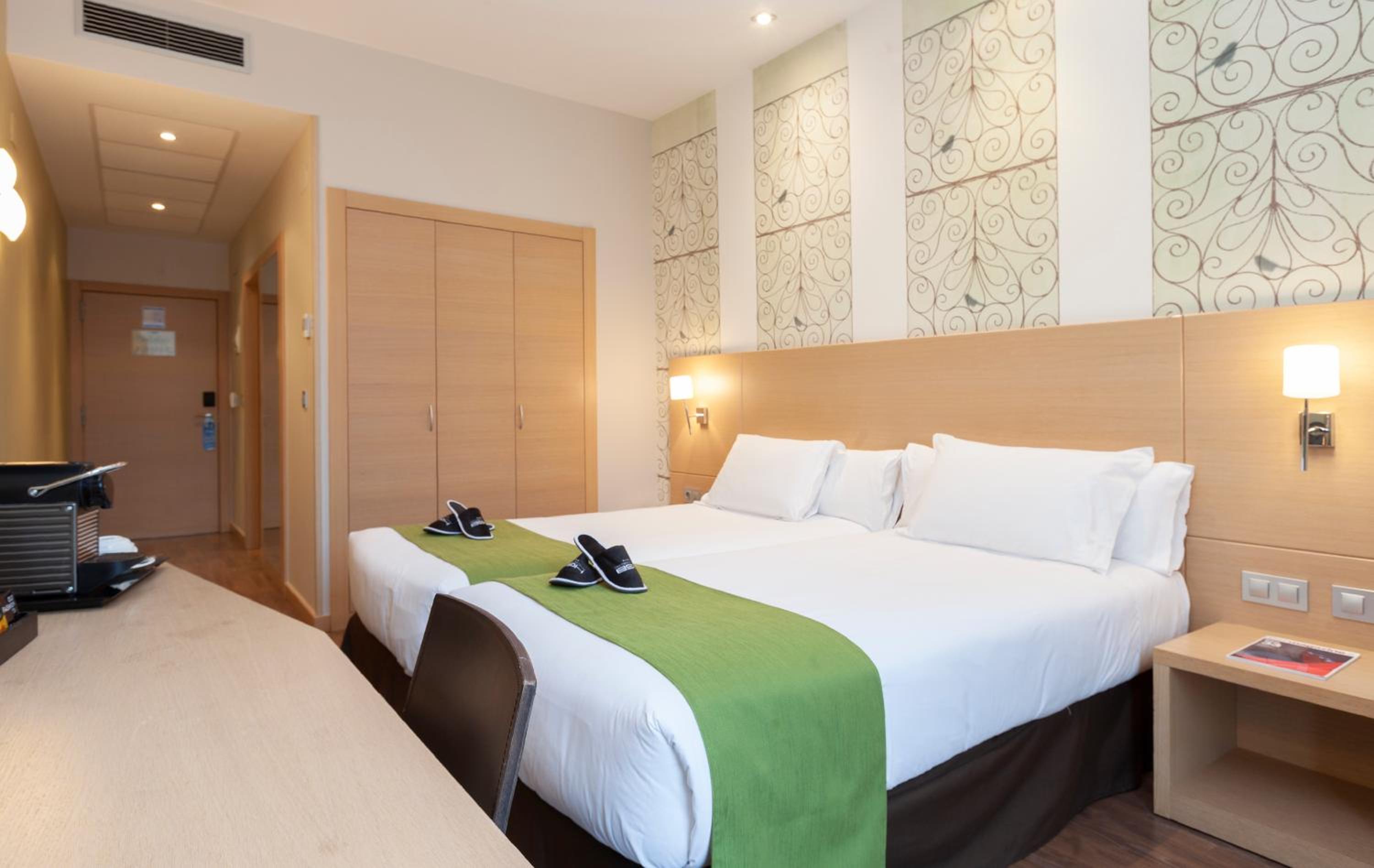 Double Room - Photo 1