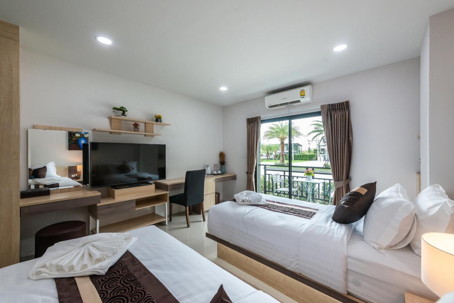 Superior Twin Room - Photo 10