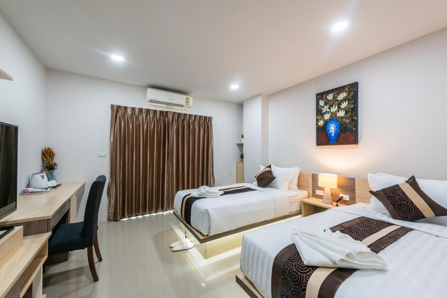 Superior Twin Room - Photo 8