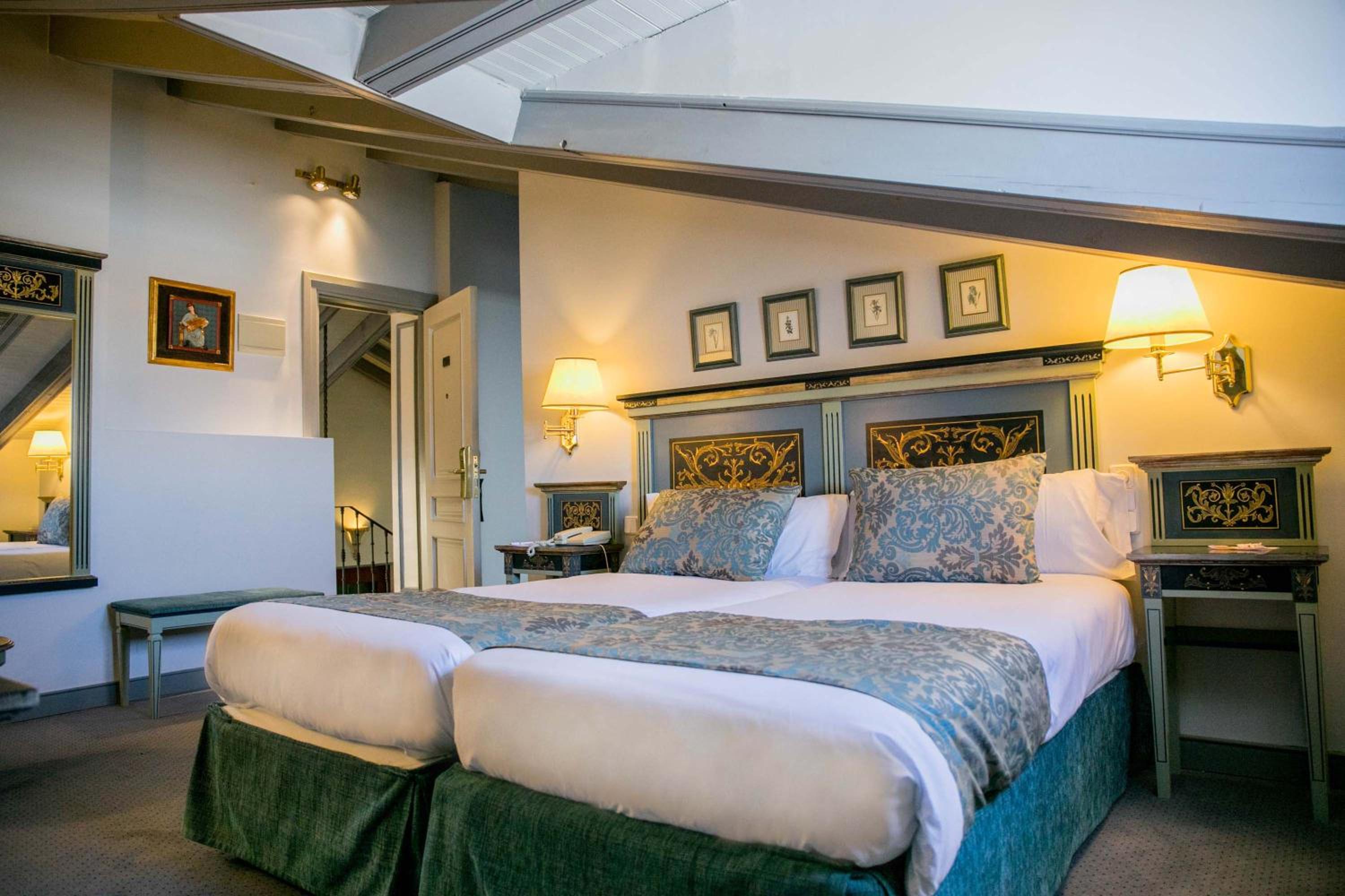Double Room - Photo 13
