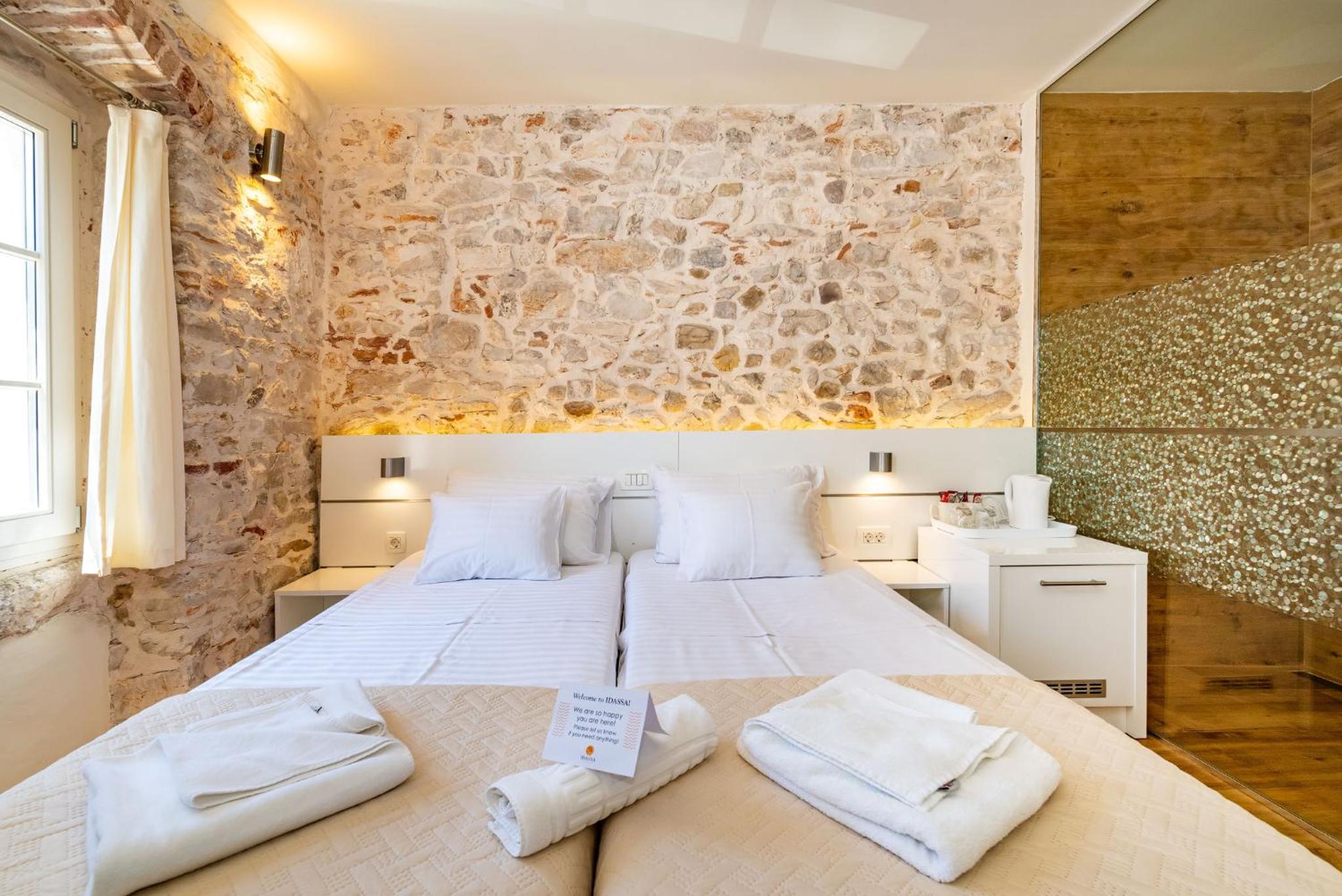 Double or Twin Room photo 1