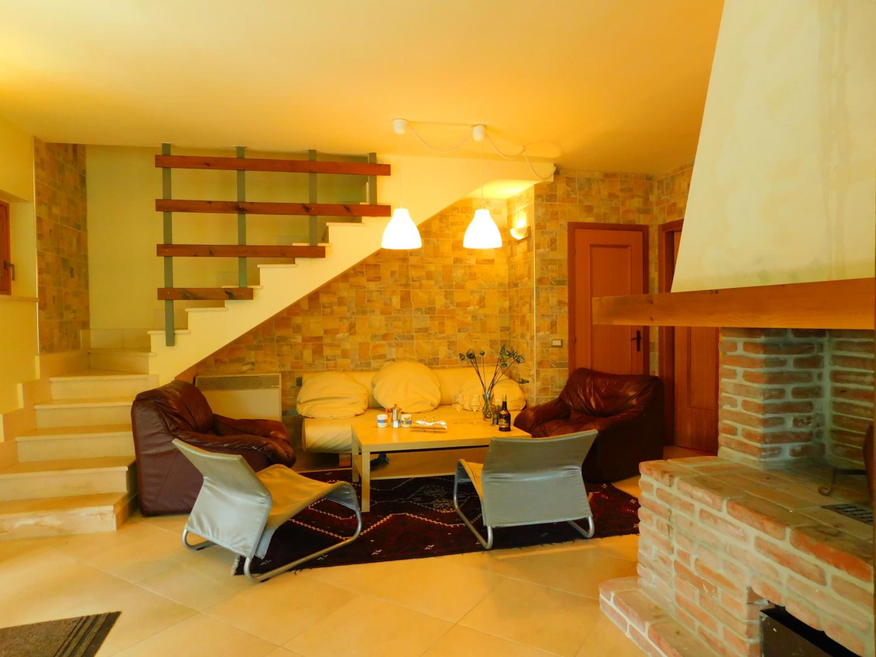 Three-Bedroom House photo 1