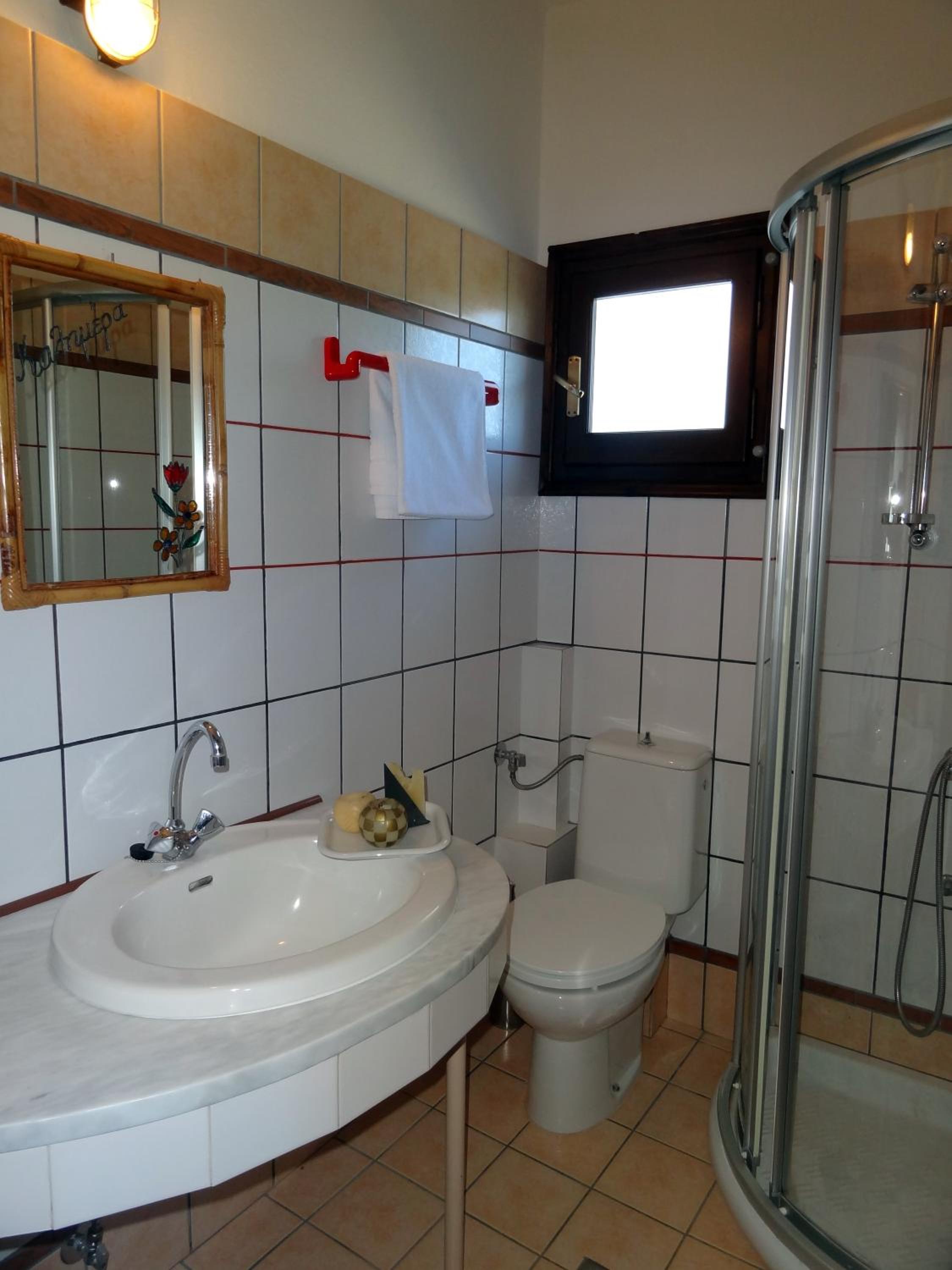 Superior Two-Bedroom Apartment with Sea View photo 3
