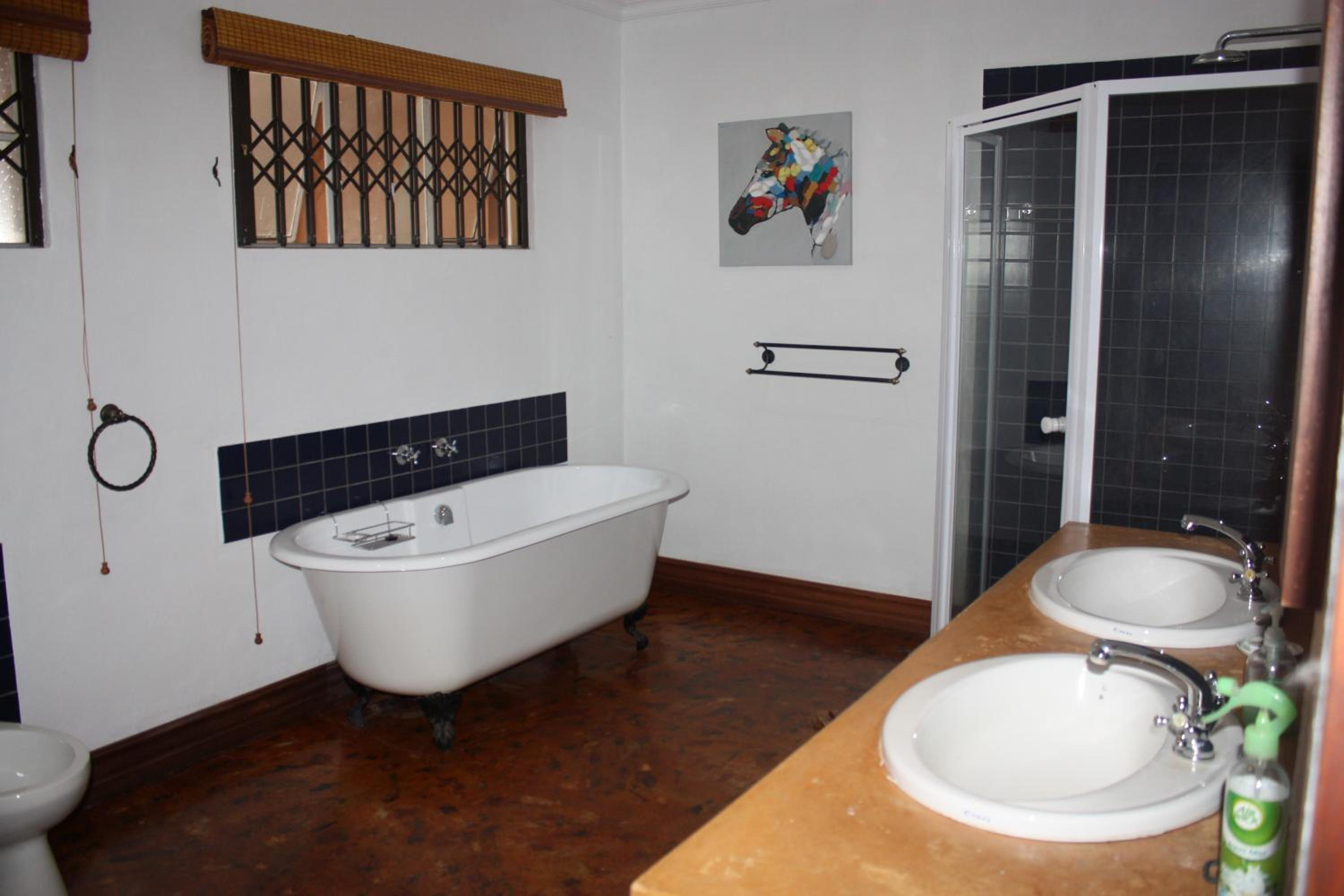 Villa photo 3