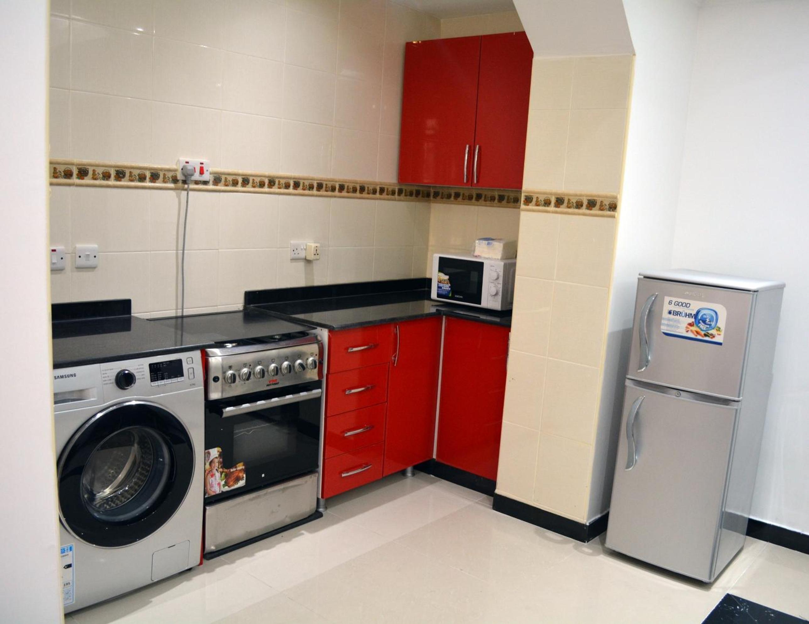 One-Bedroom Apartment