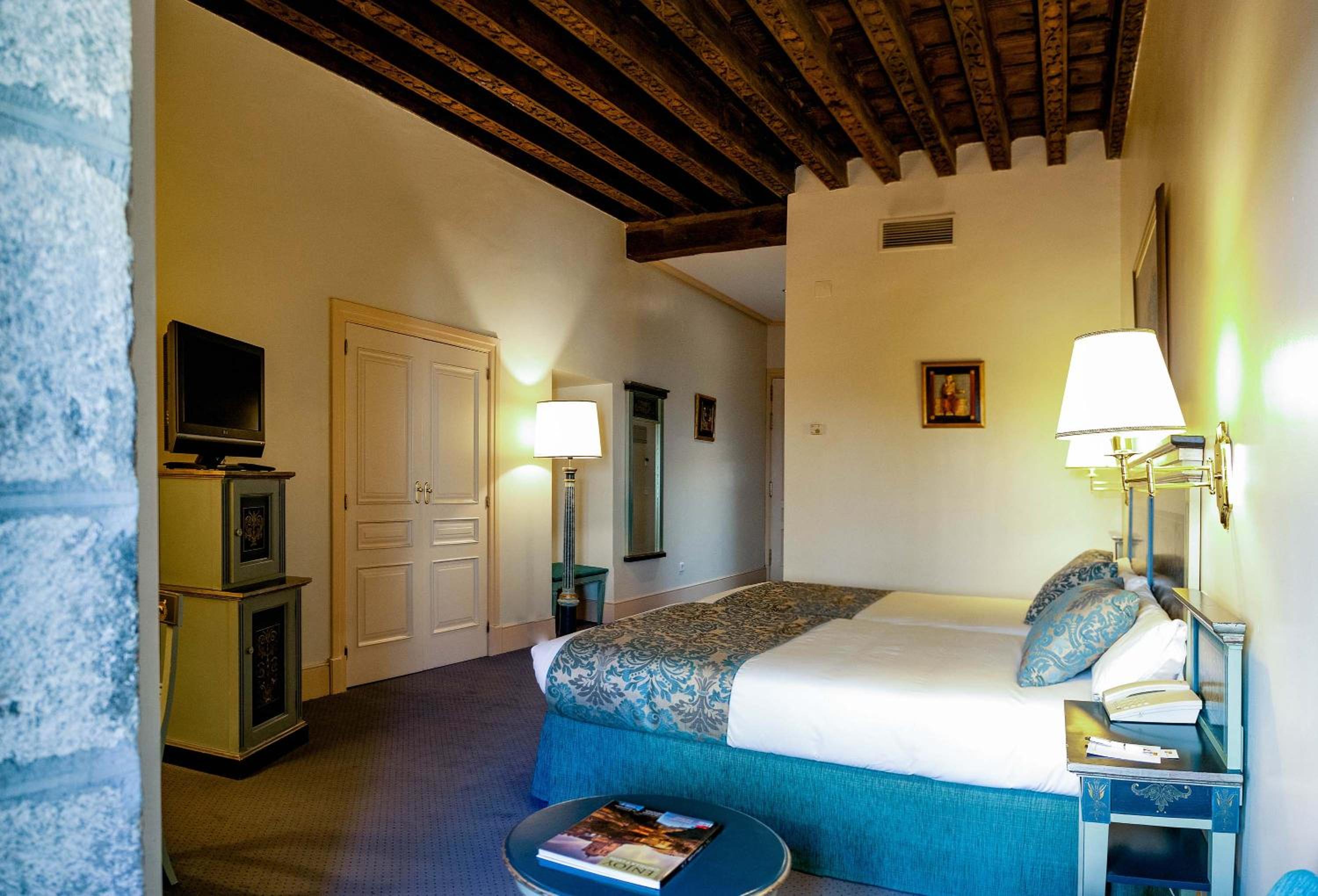 Superior Double Room - Photo 10