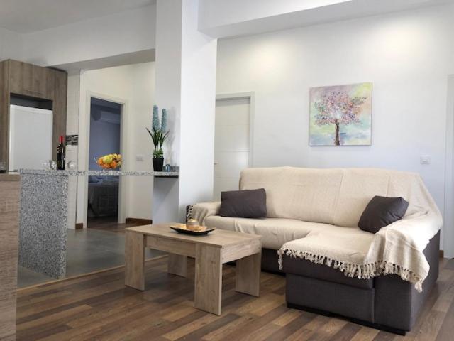 Three-Bedroom Apartment - Photo 4