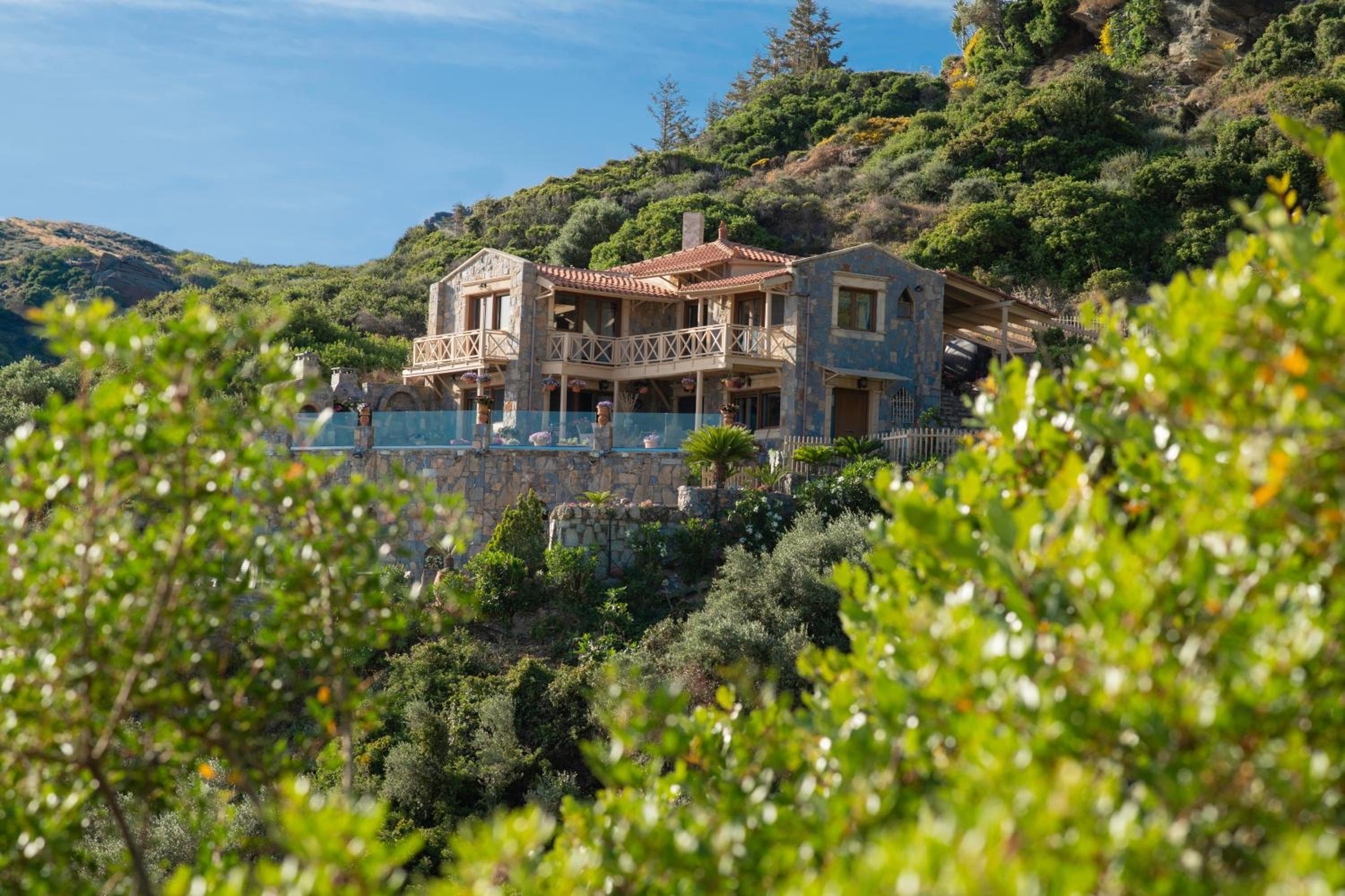Three-Bedroom Villa photo 2