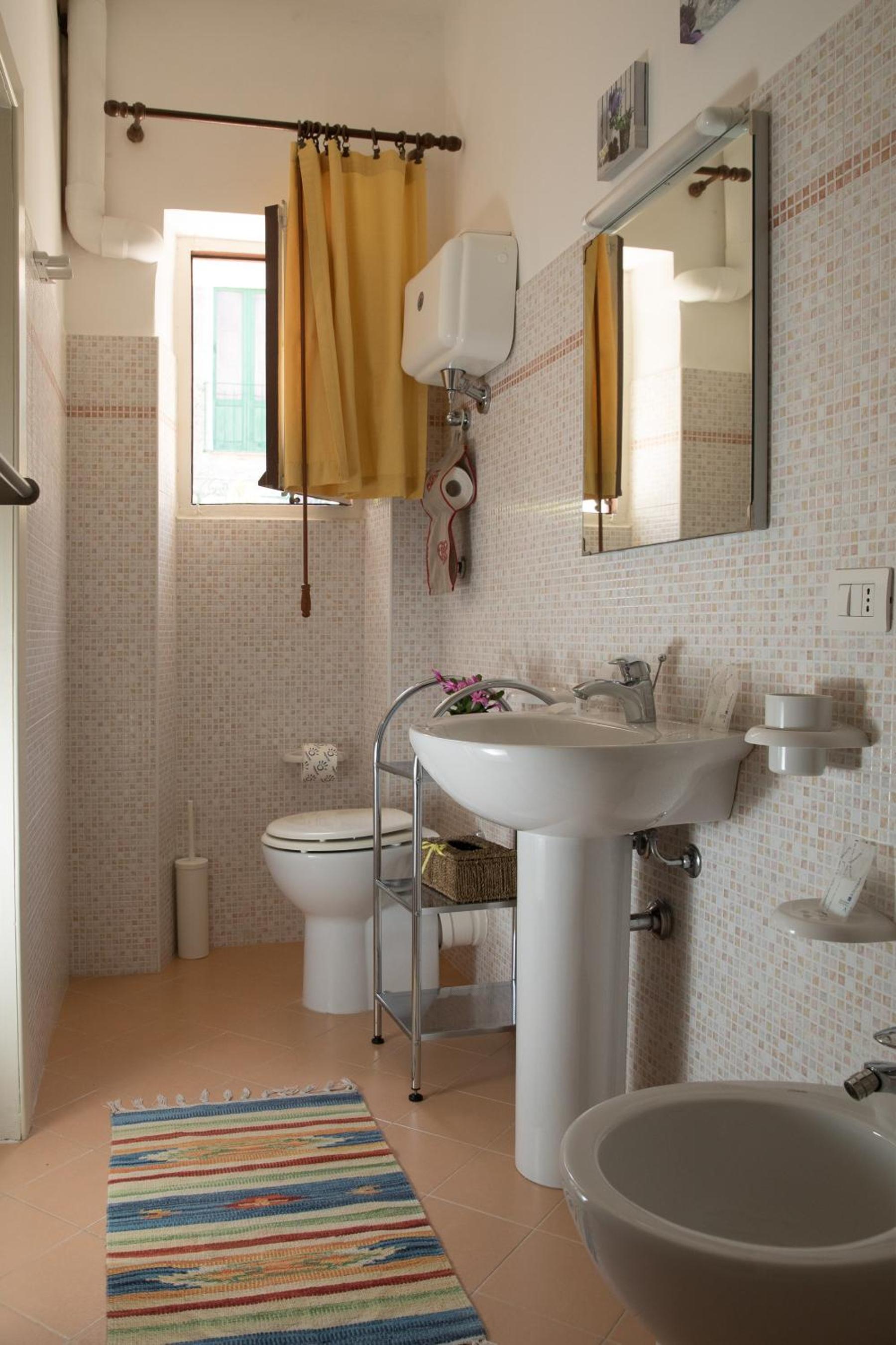 Superior Triple Room - Photo 30