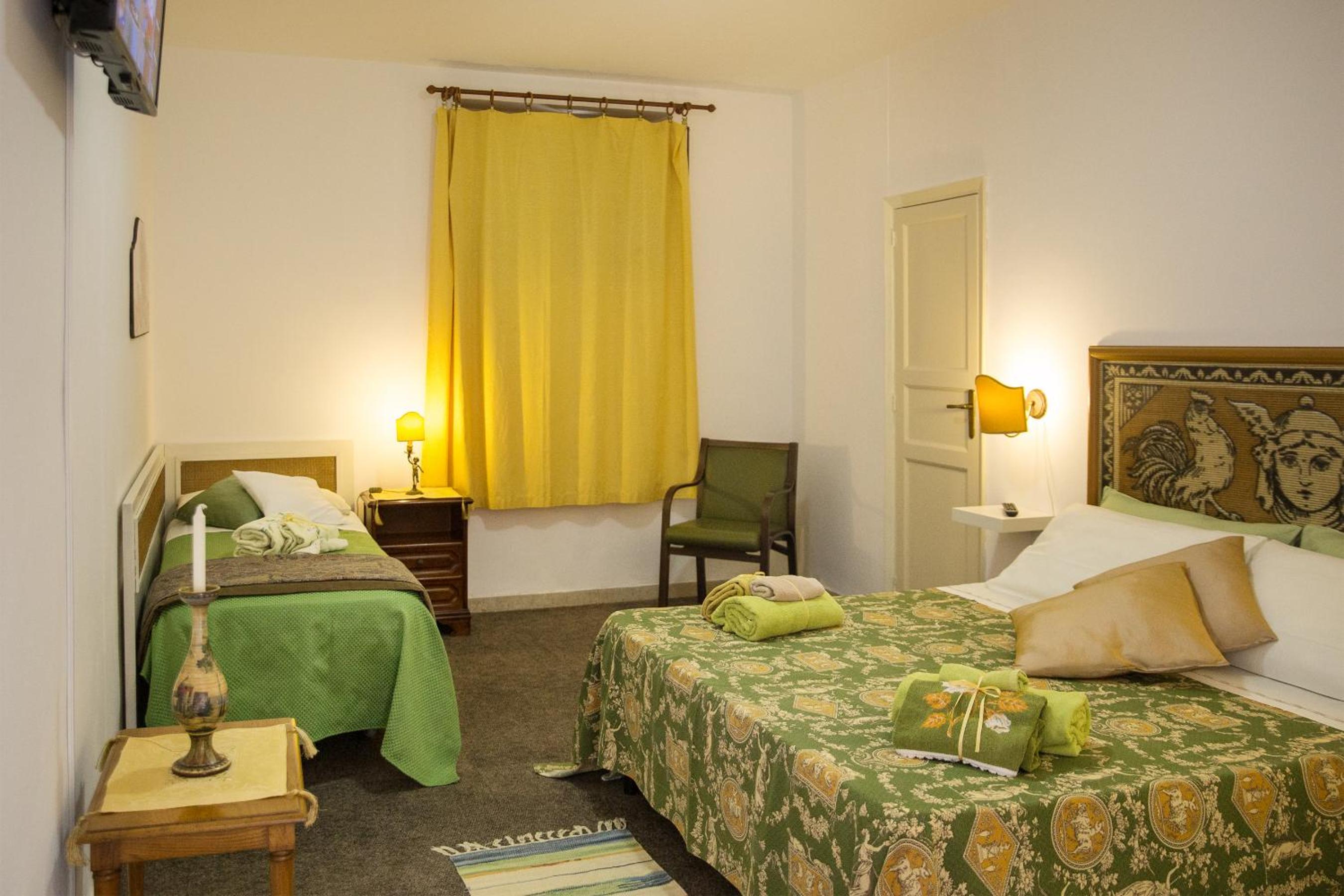 Superior Triple Room - Photo 9