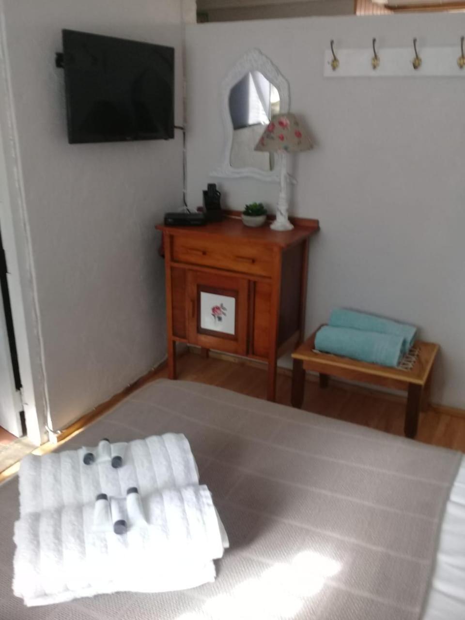 One-Bedroom Chalet - Photo 10