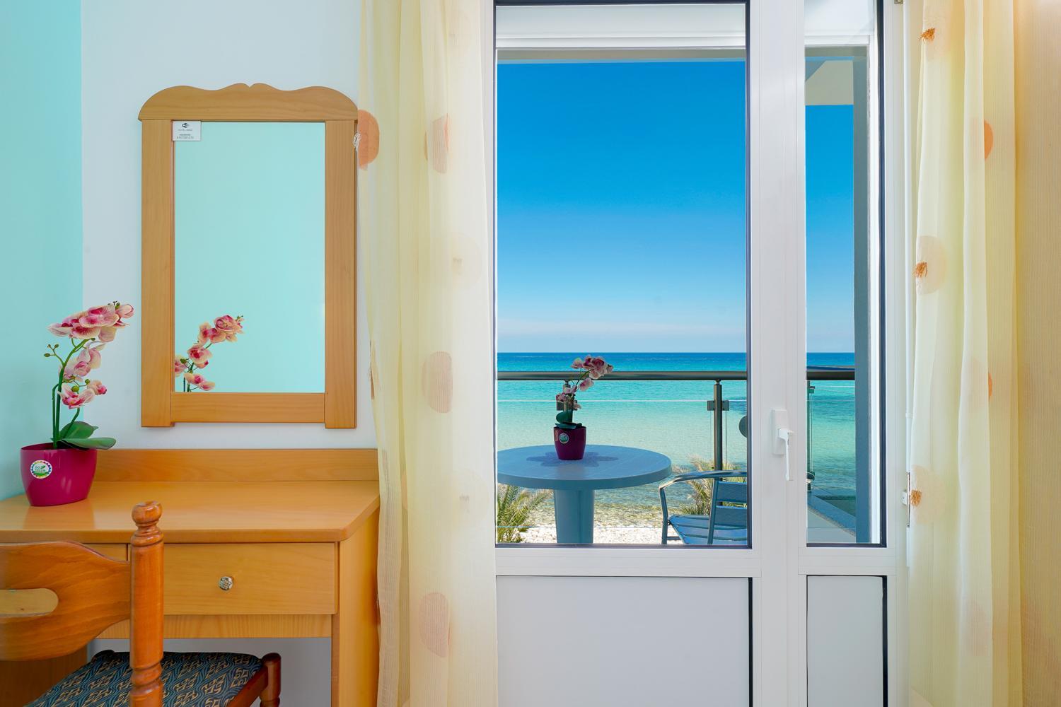 Apartment with Sea View photo 2