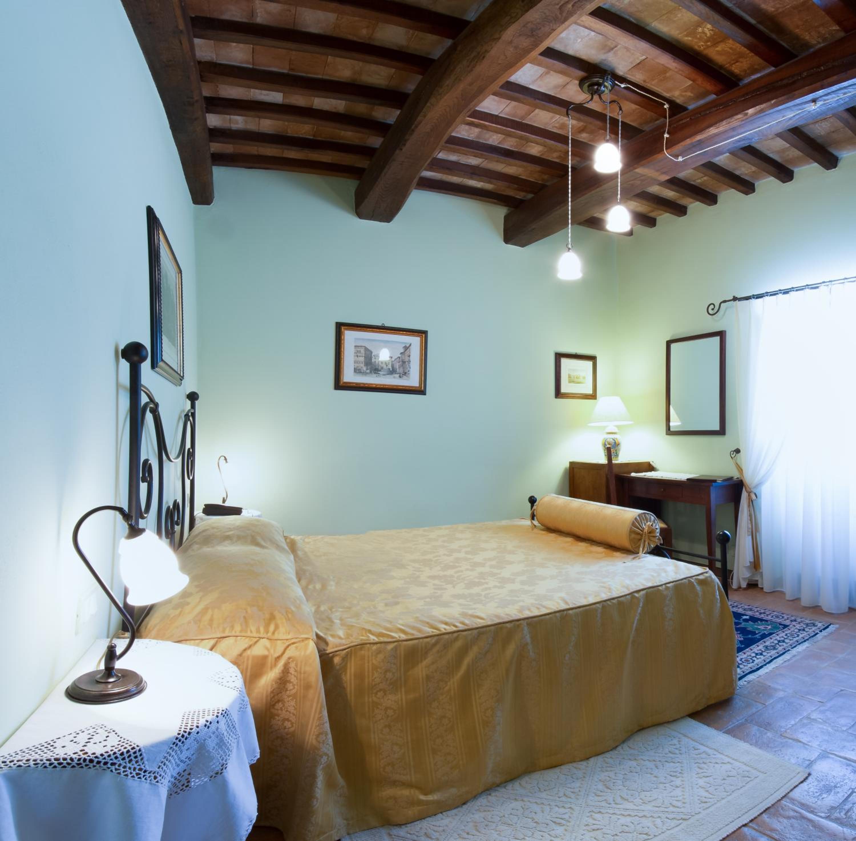 Classic Double Room - Photo 19