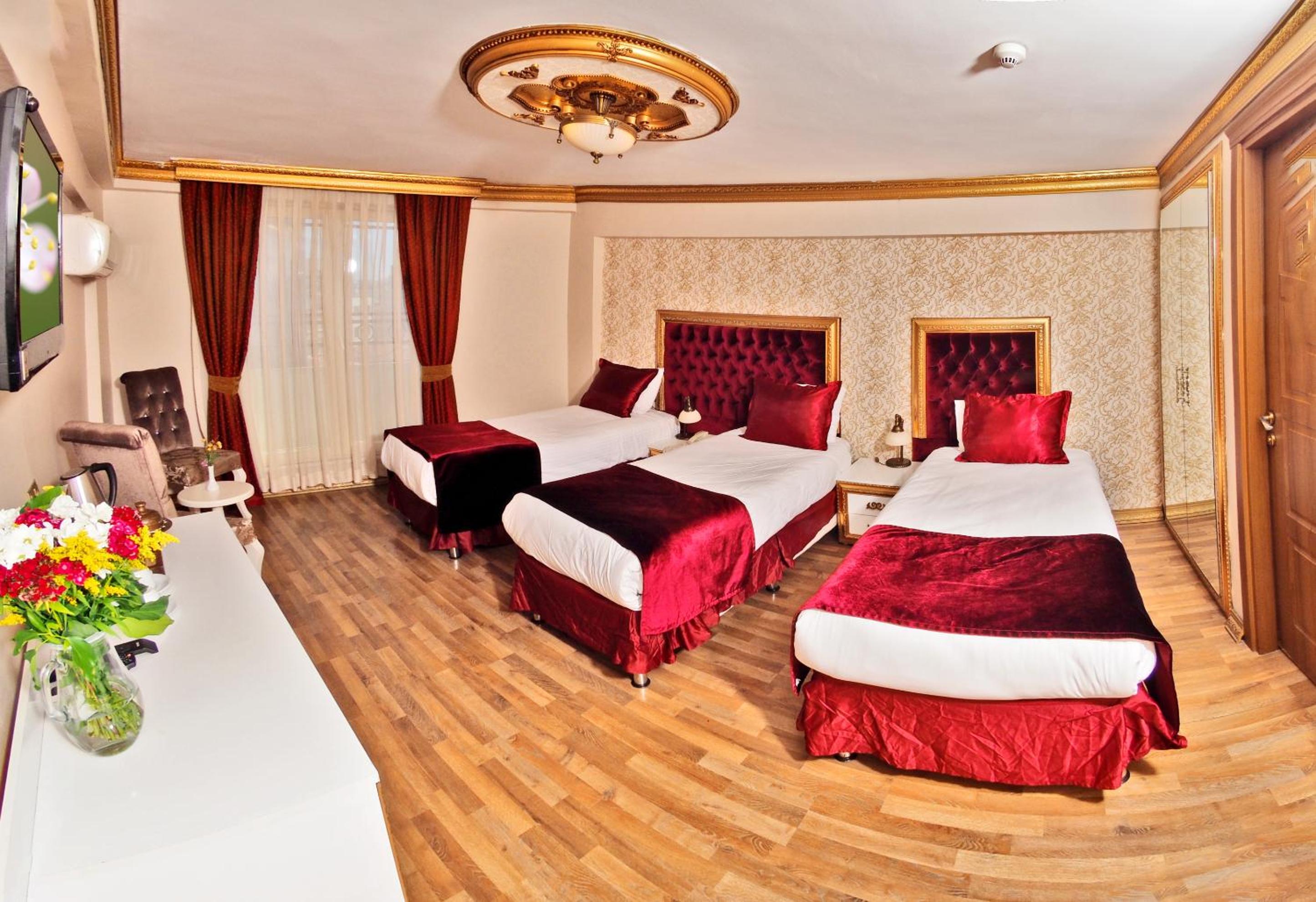 Budget Triple Room photo 2