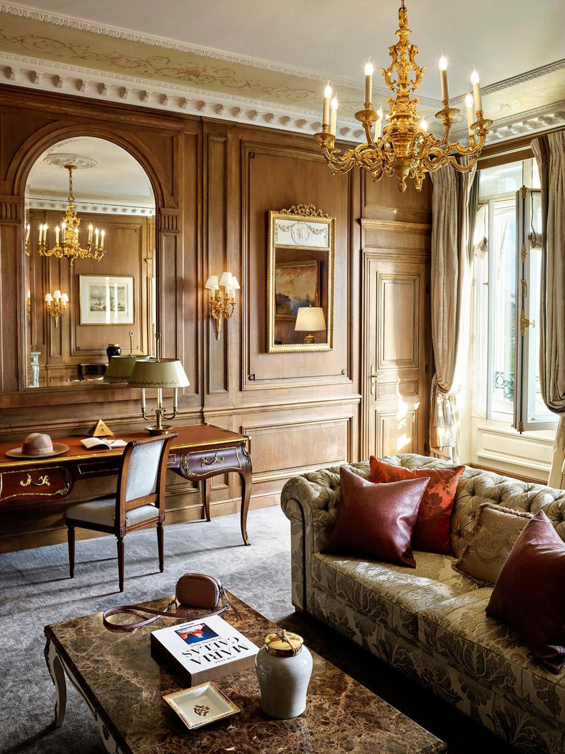 Heritage Suite, park view