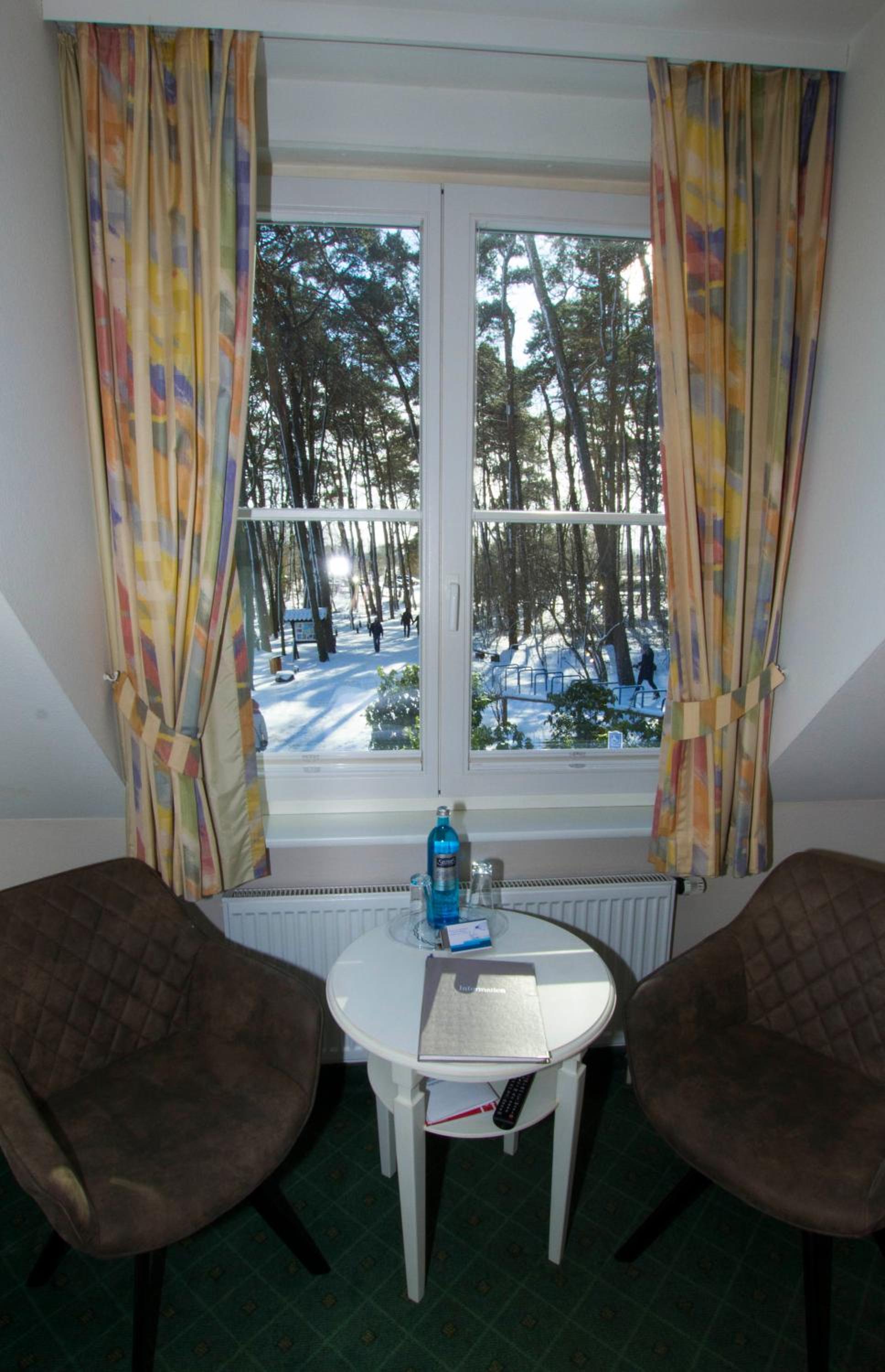 Double Room with Forest View - Photo 2