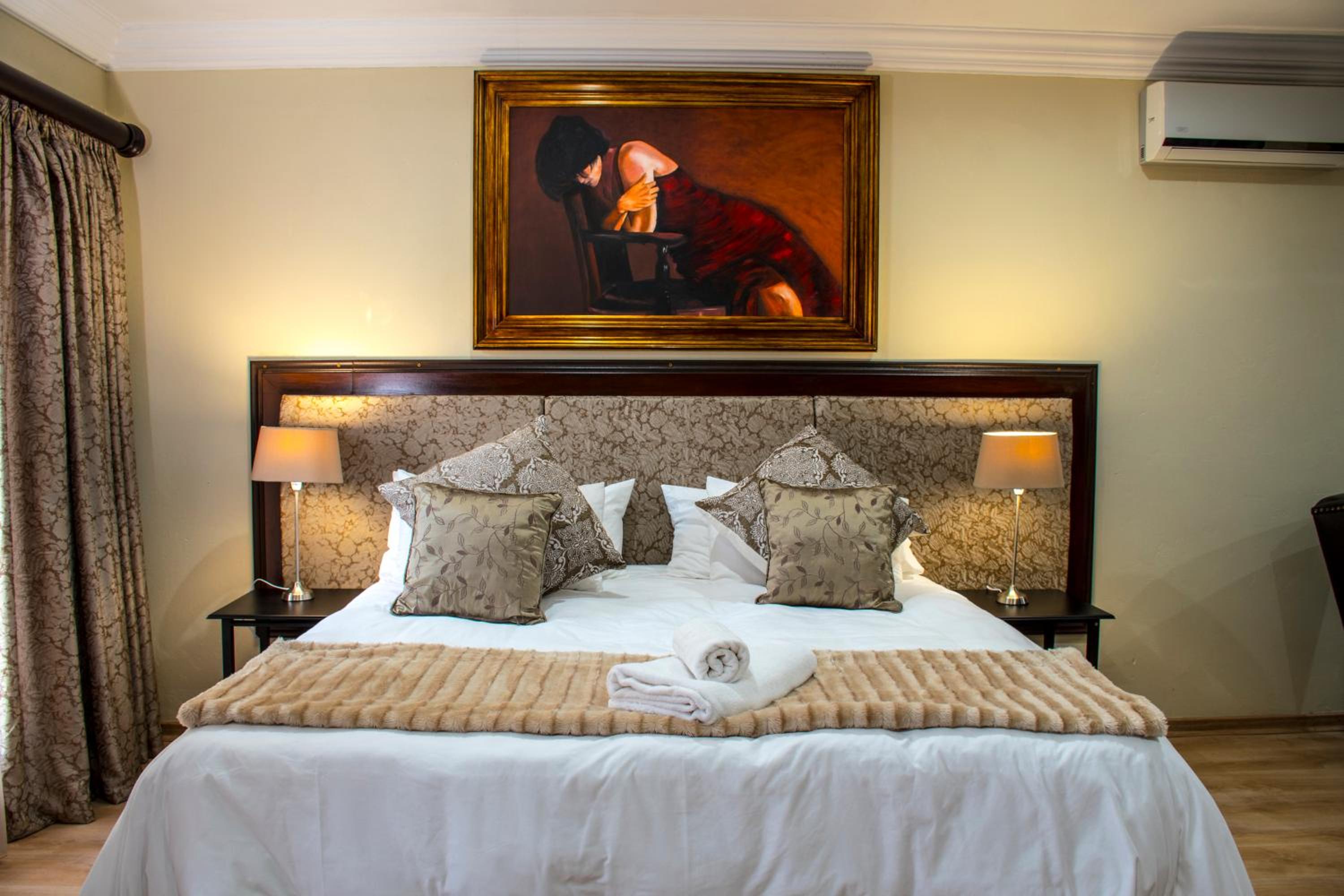 Twin/Double Room photo 1