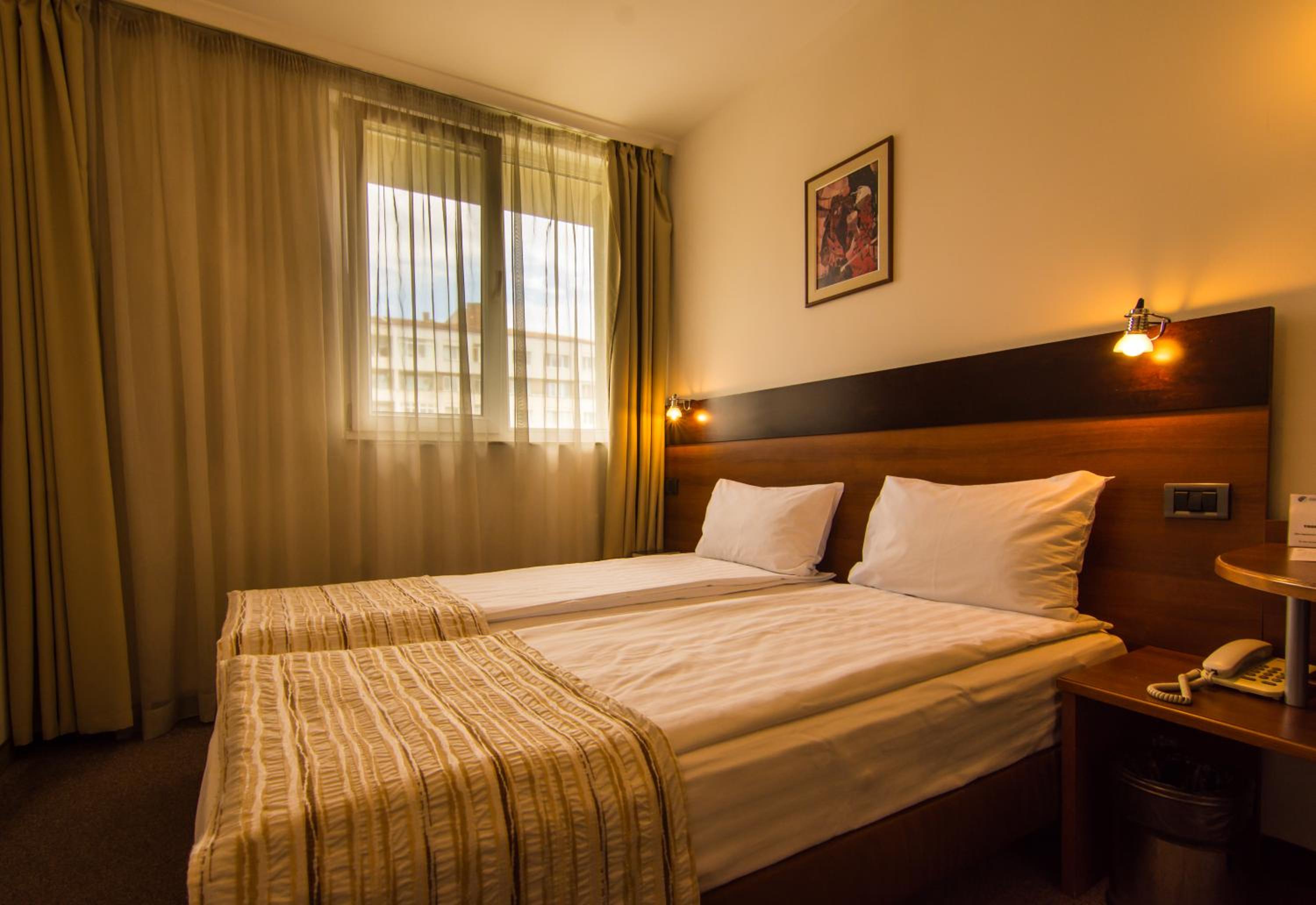 Standard Double or Twin Room with Free coffee and tea facilities photo 1