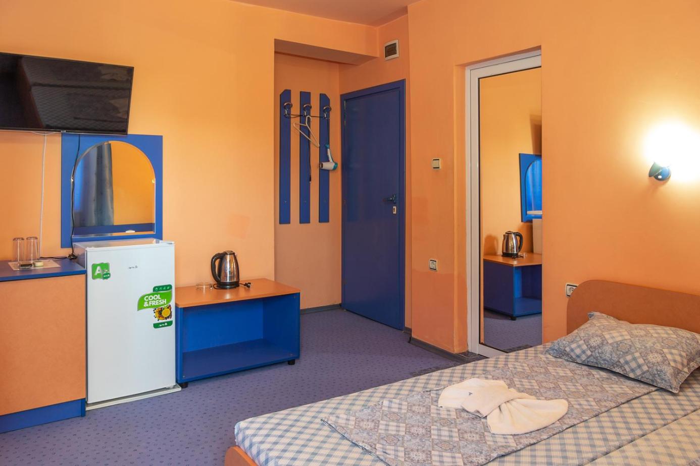 Double or Twin Room with Extra Bed photo 1